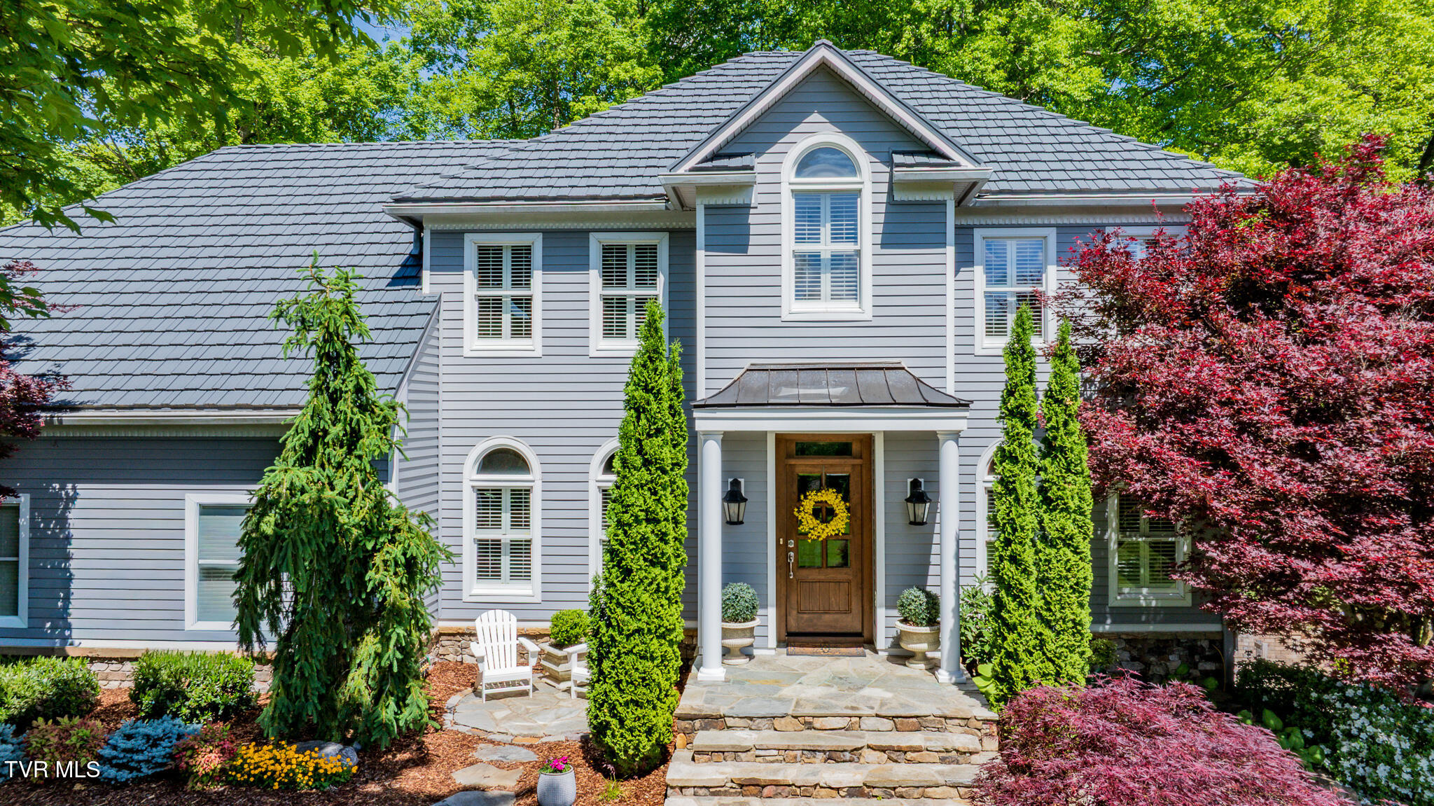233 Patrick Henry Circle