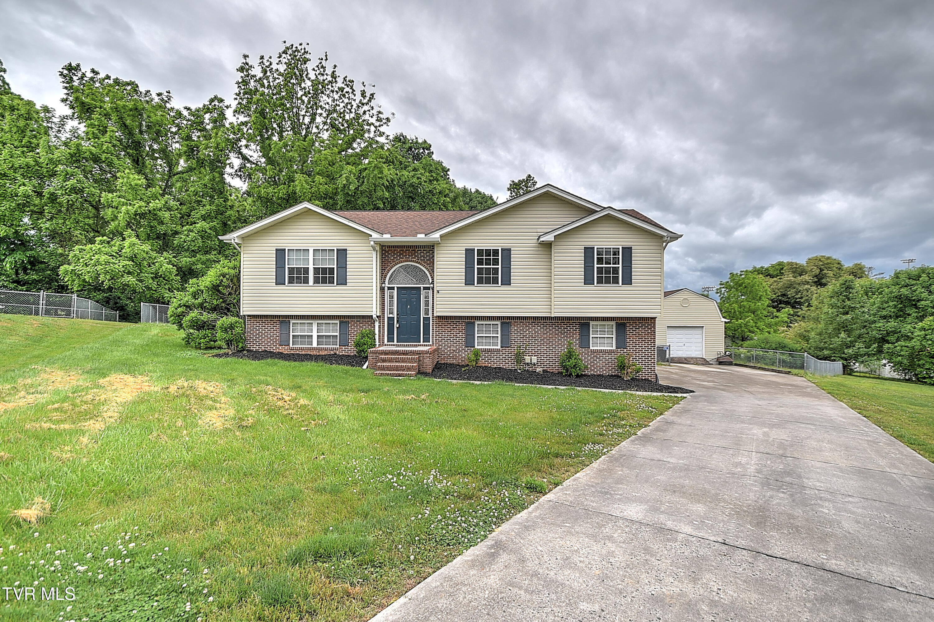 210 Falcon View Drive