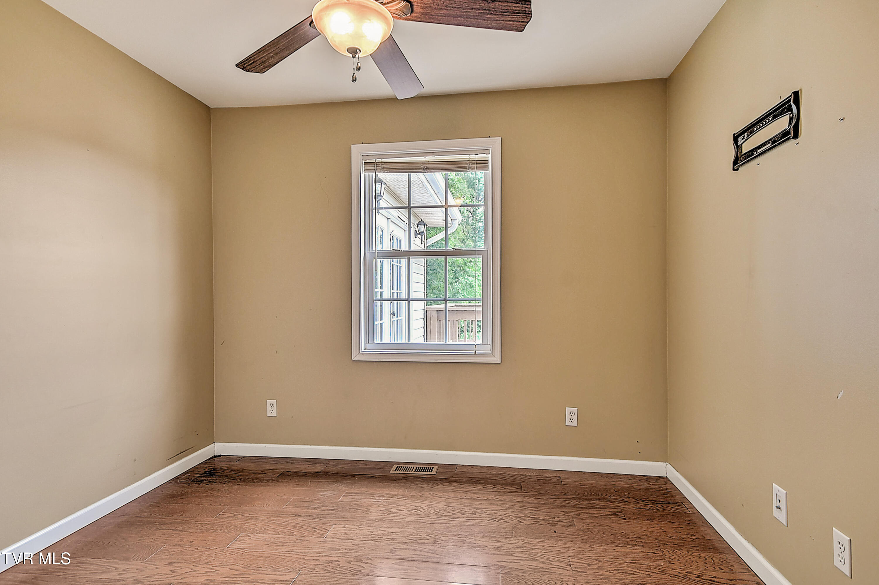 210 Falcon View Drive