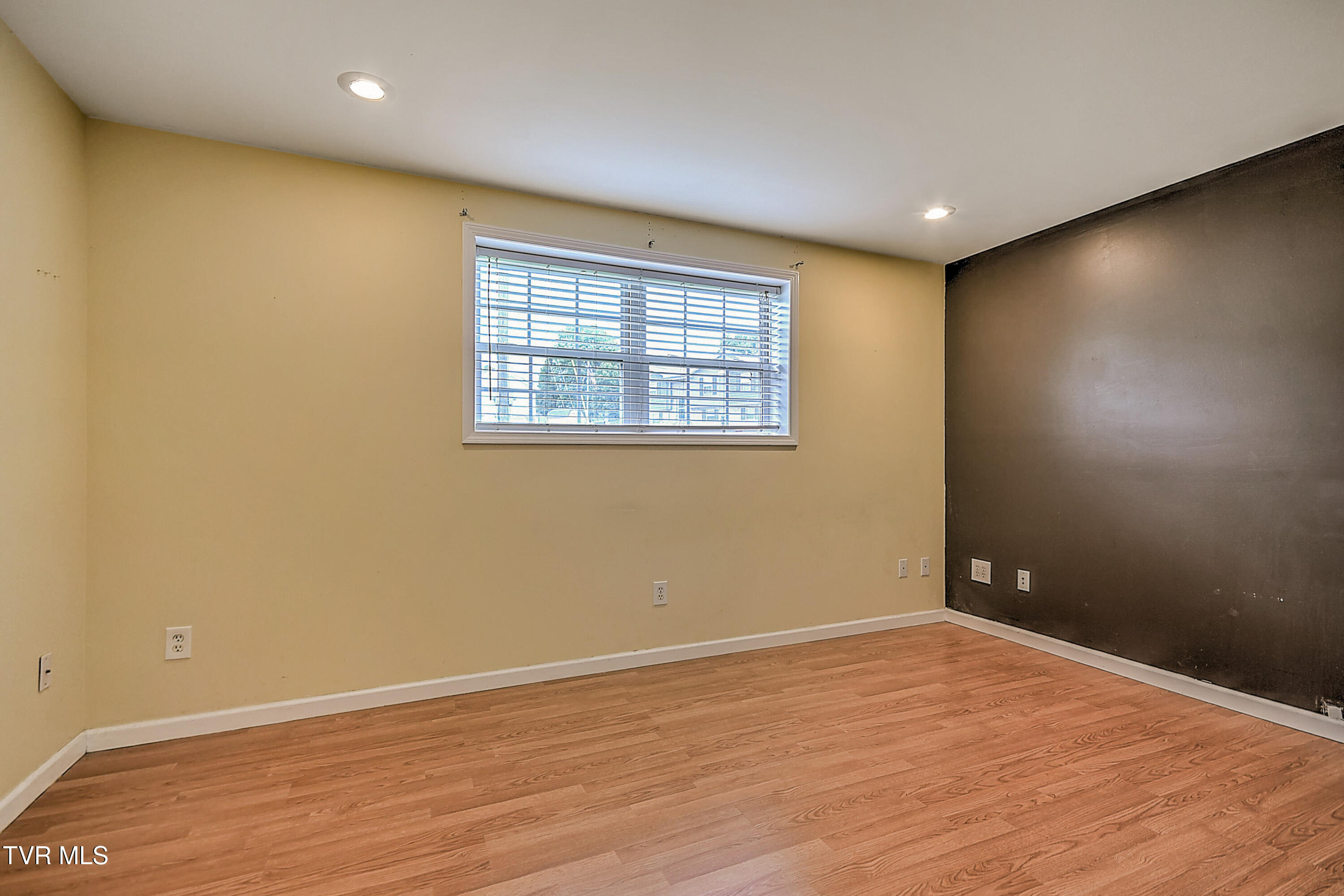 210 Falcon View Drive
