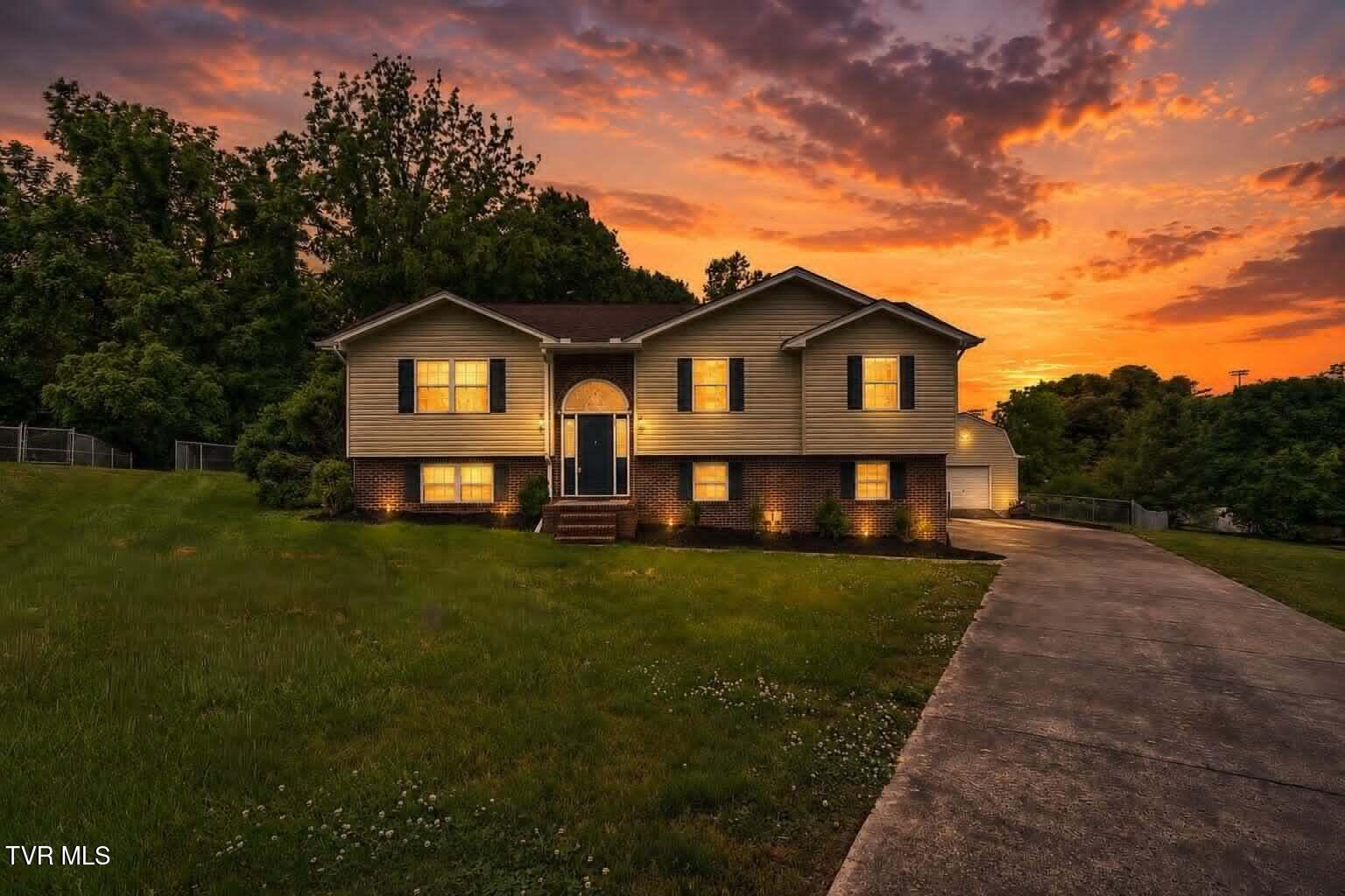 210 Falcon View Drive