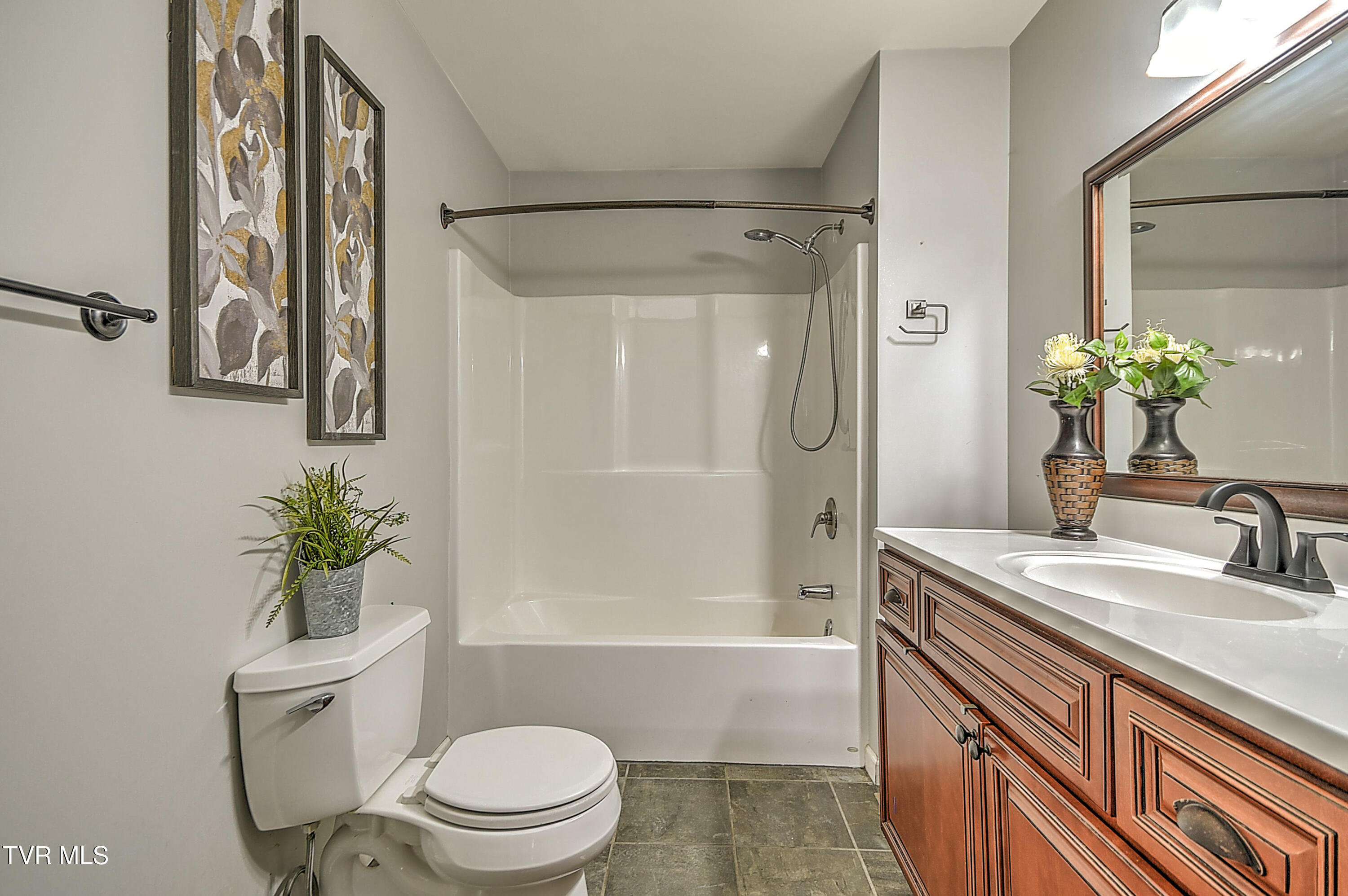 210 Falcon View Drive