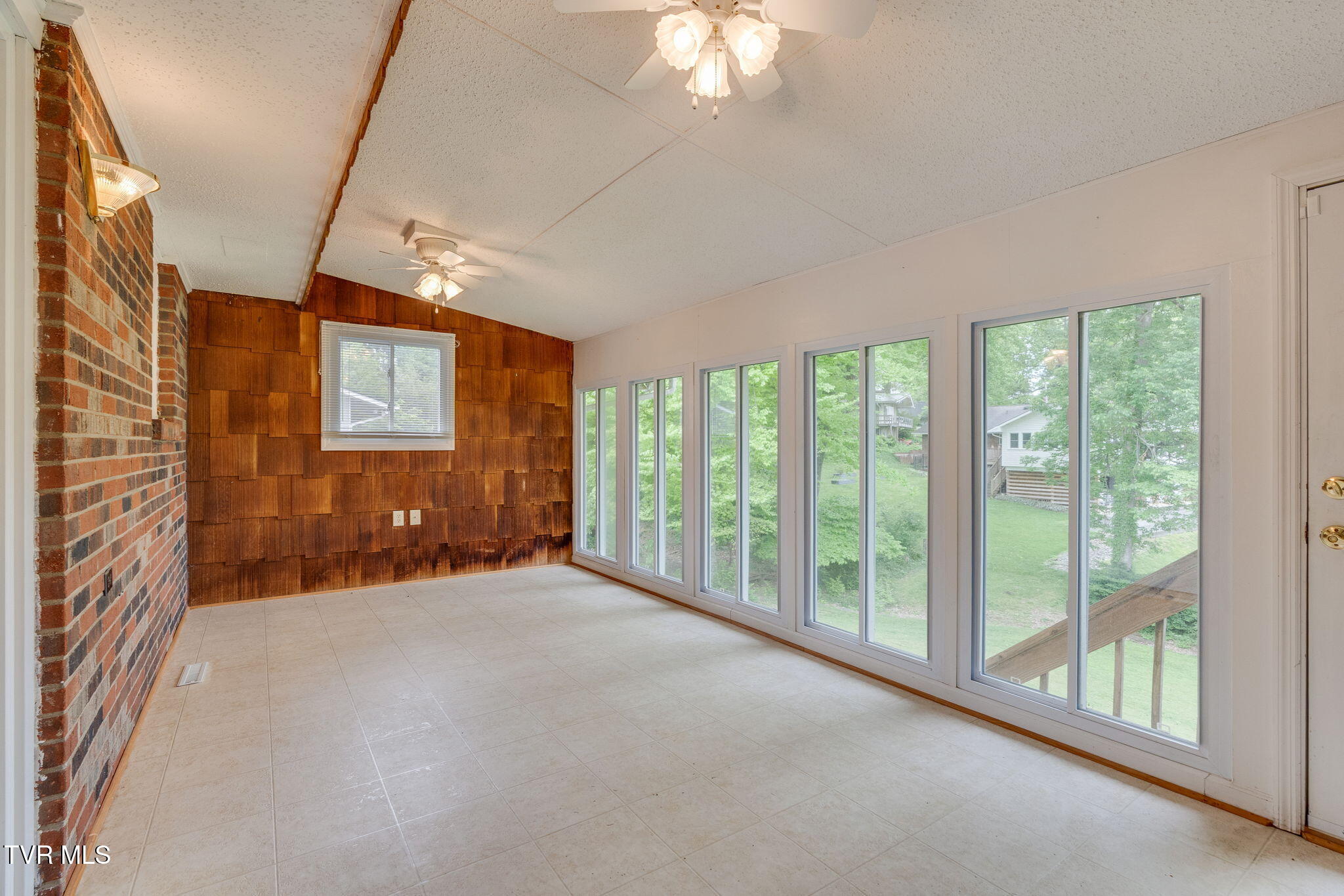 107 Dogwood Lane