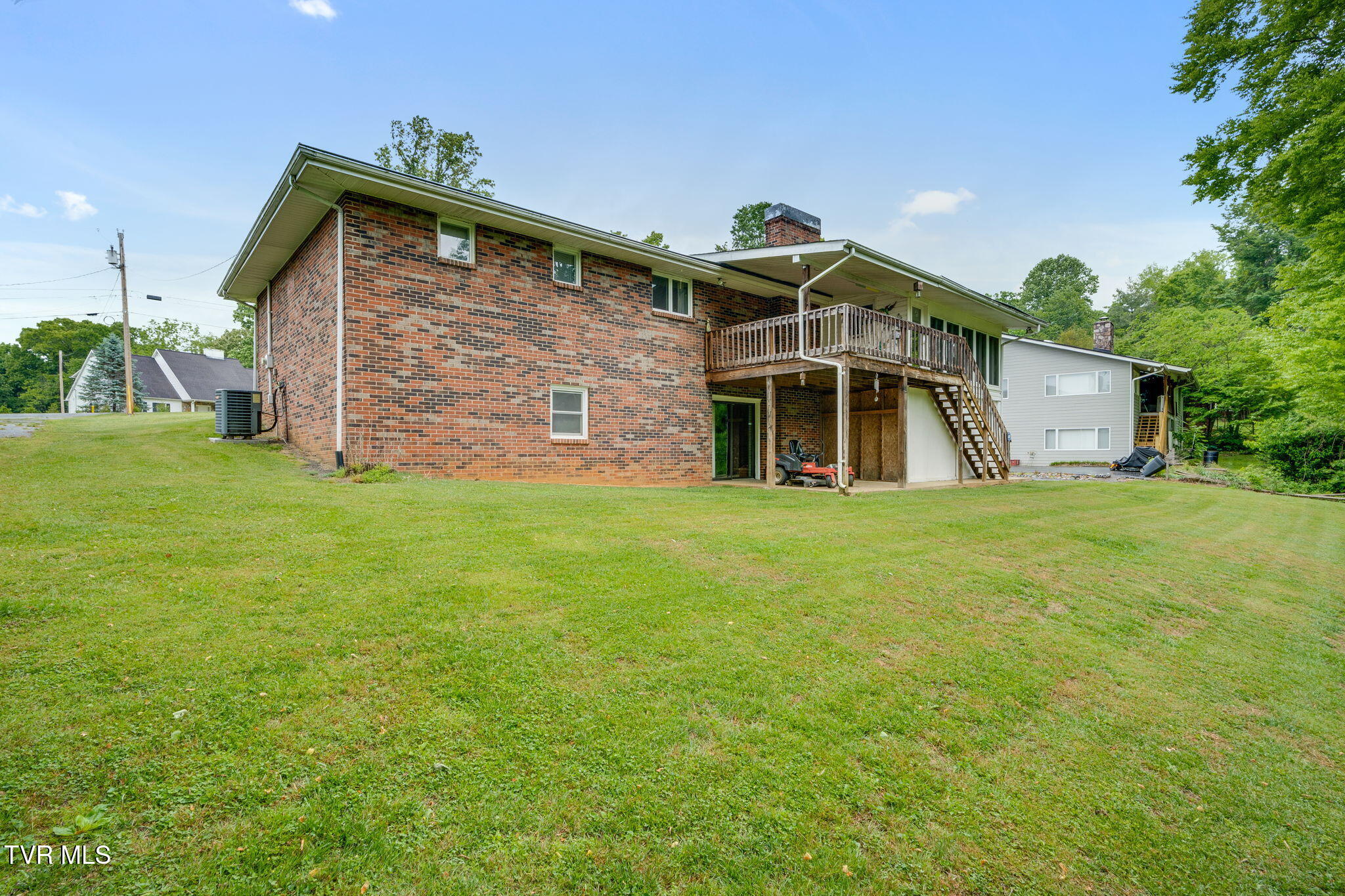107 Dogwood Lane