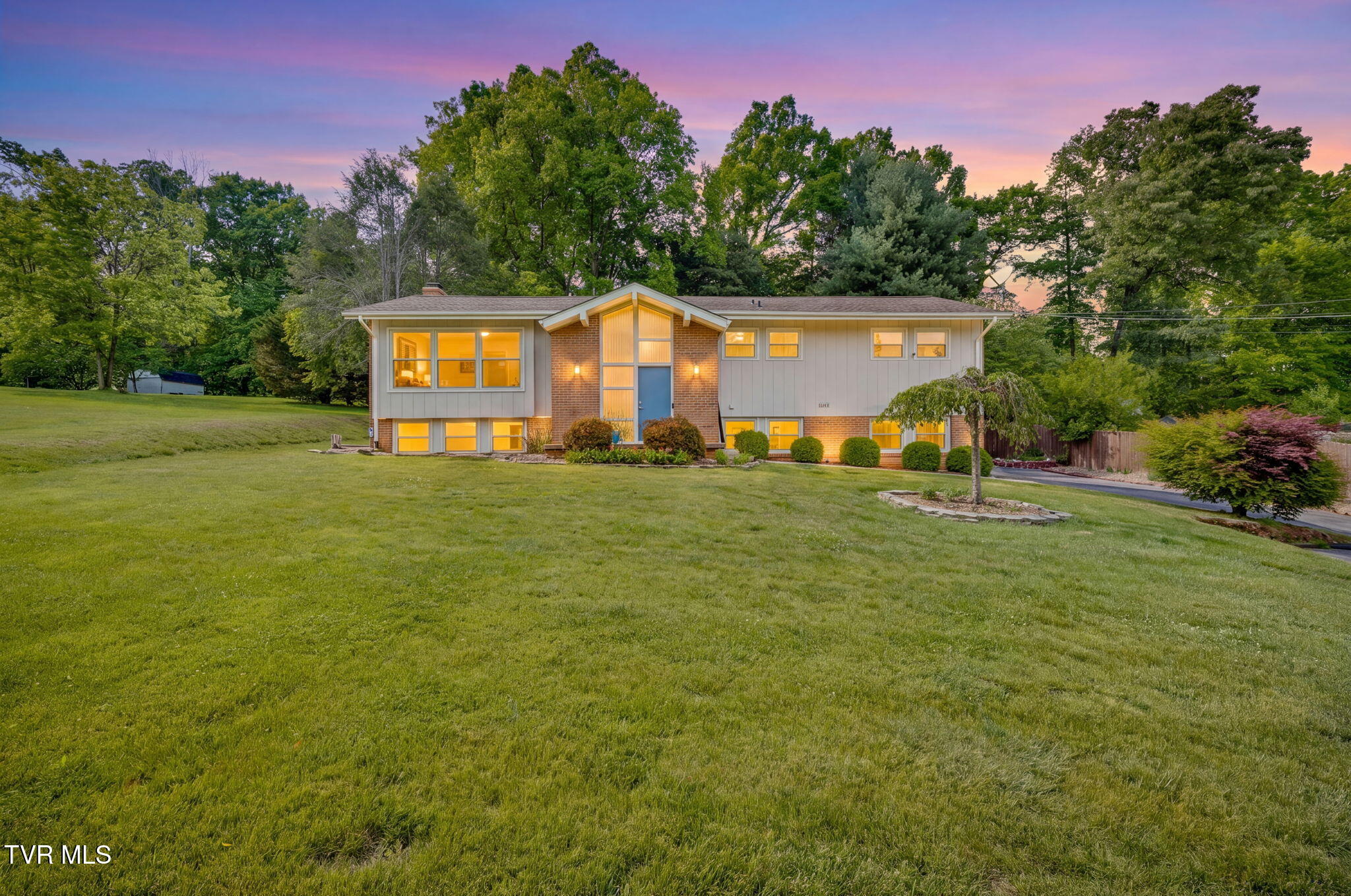 1232 Buchelew Drive