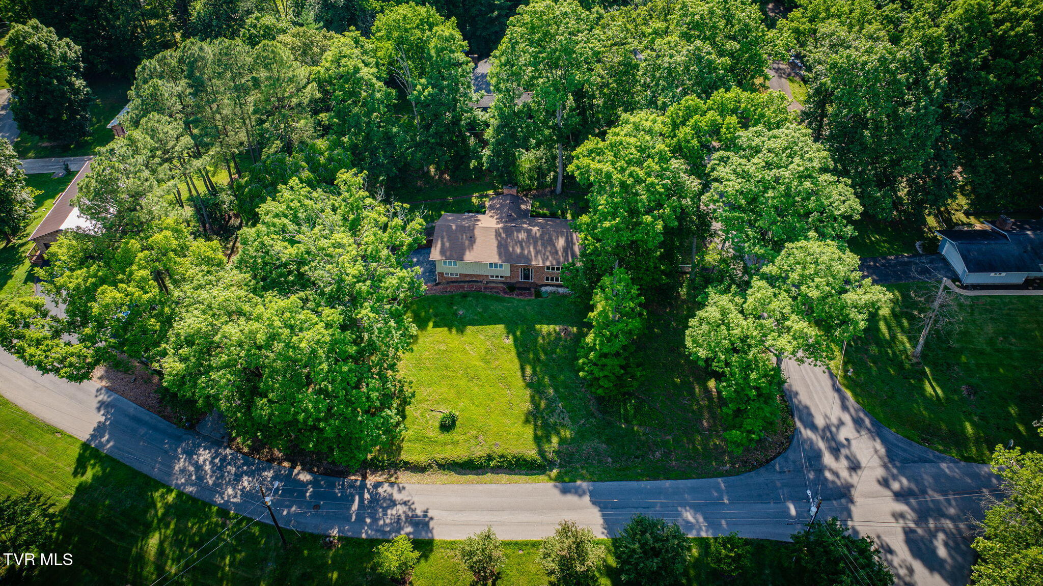 400 Old Castle Road