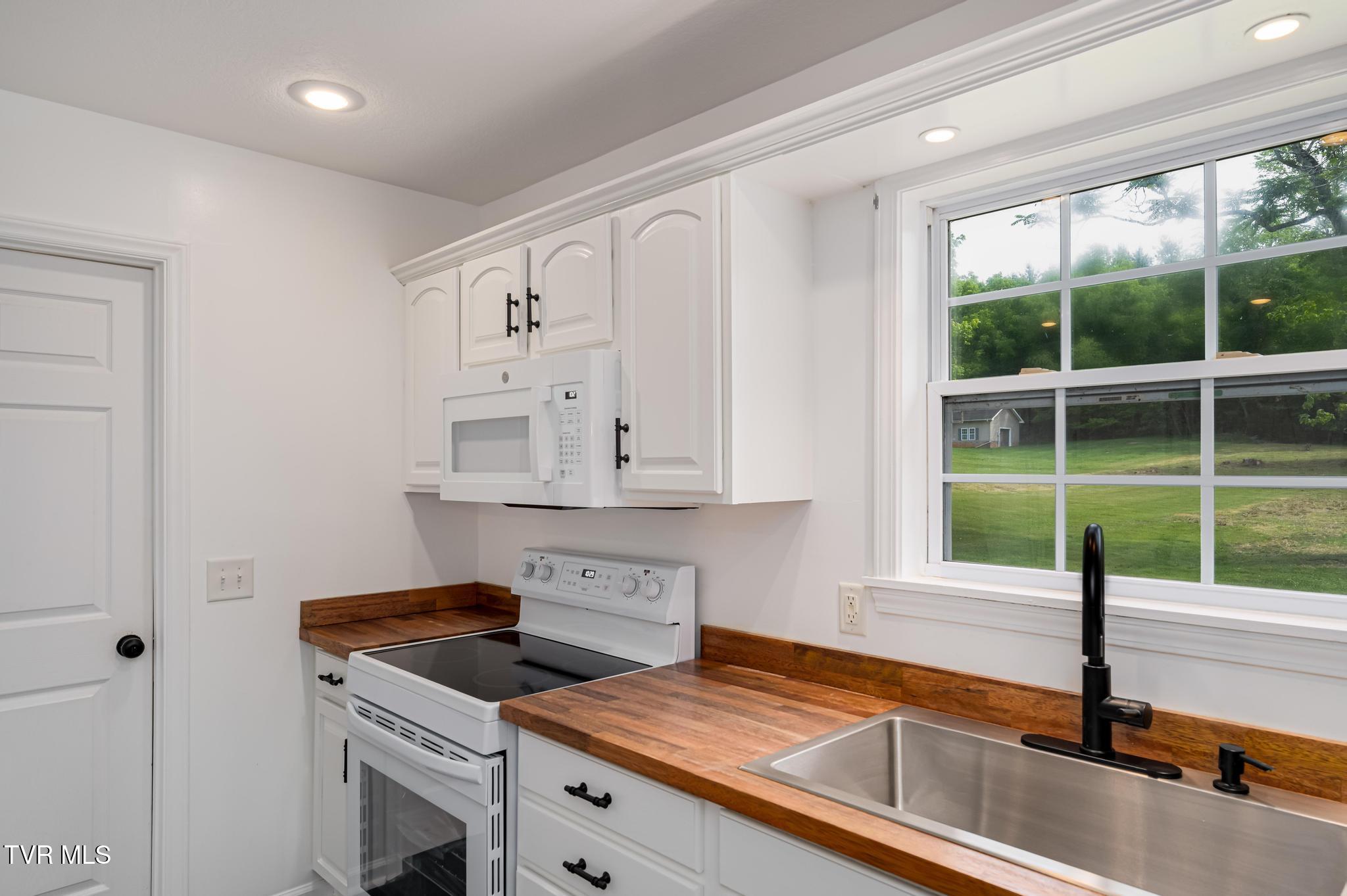 184 County Farm Road