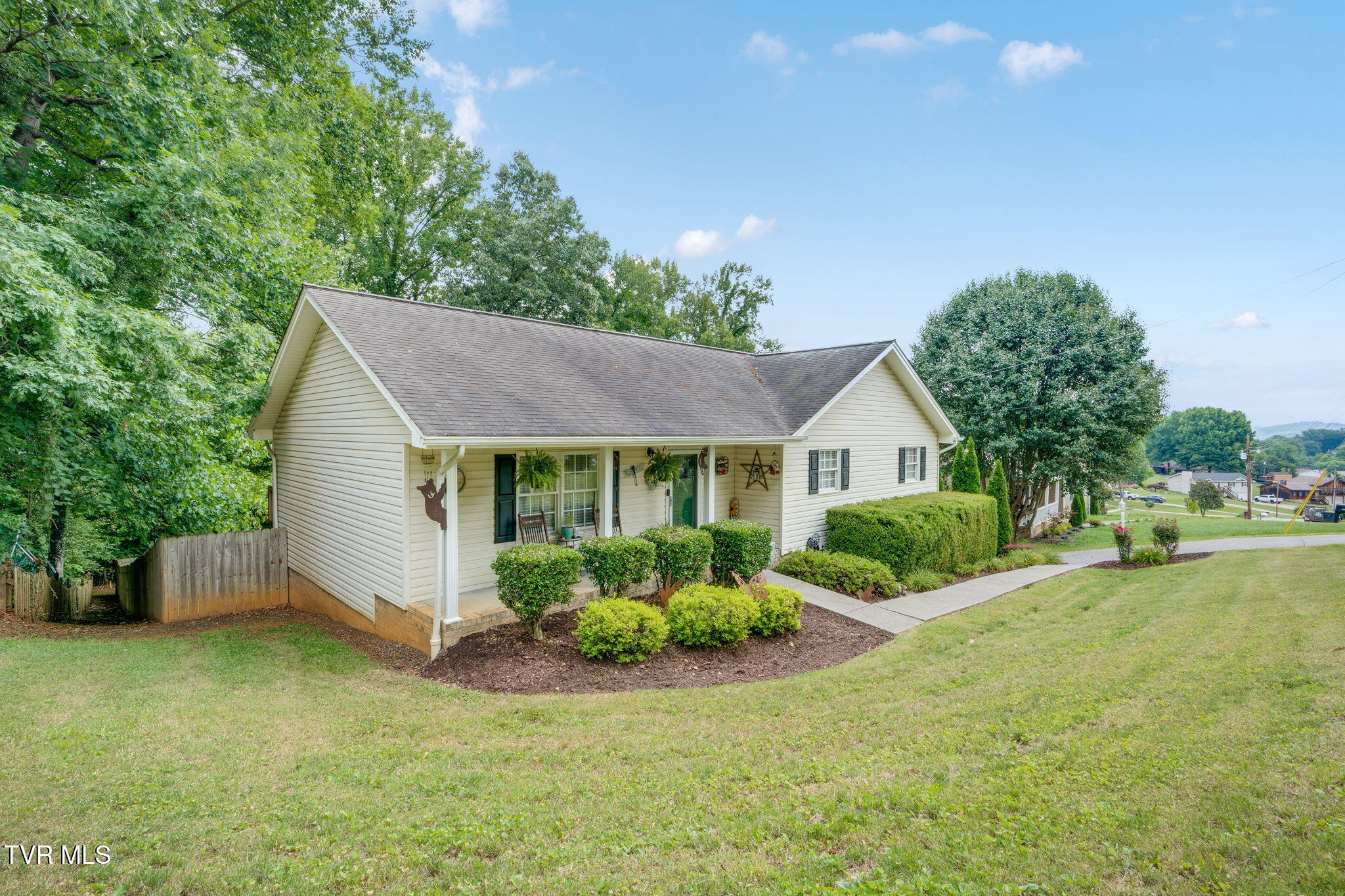 3149 Winesap Road