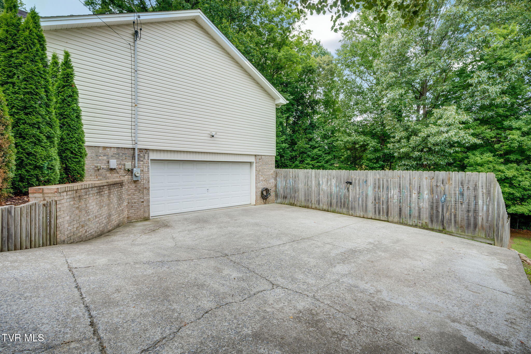 3149 Winesap Road