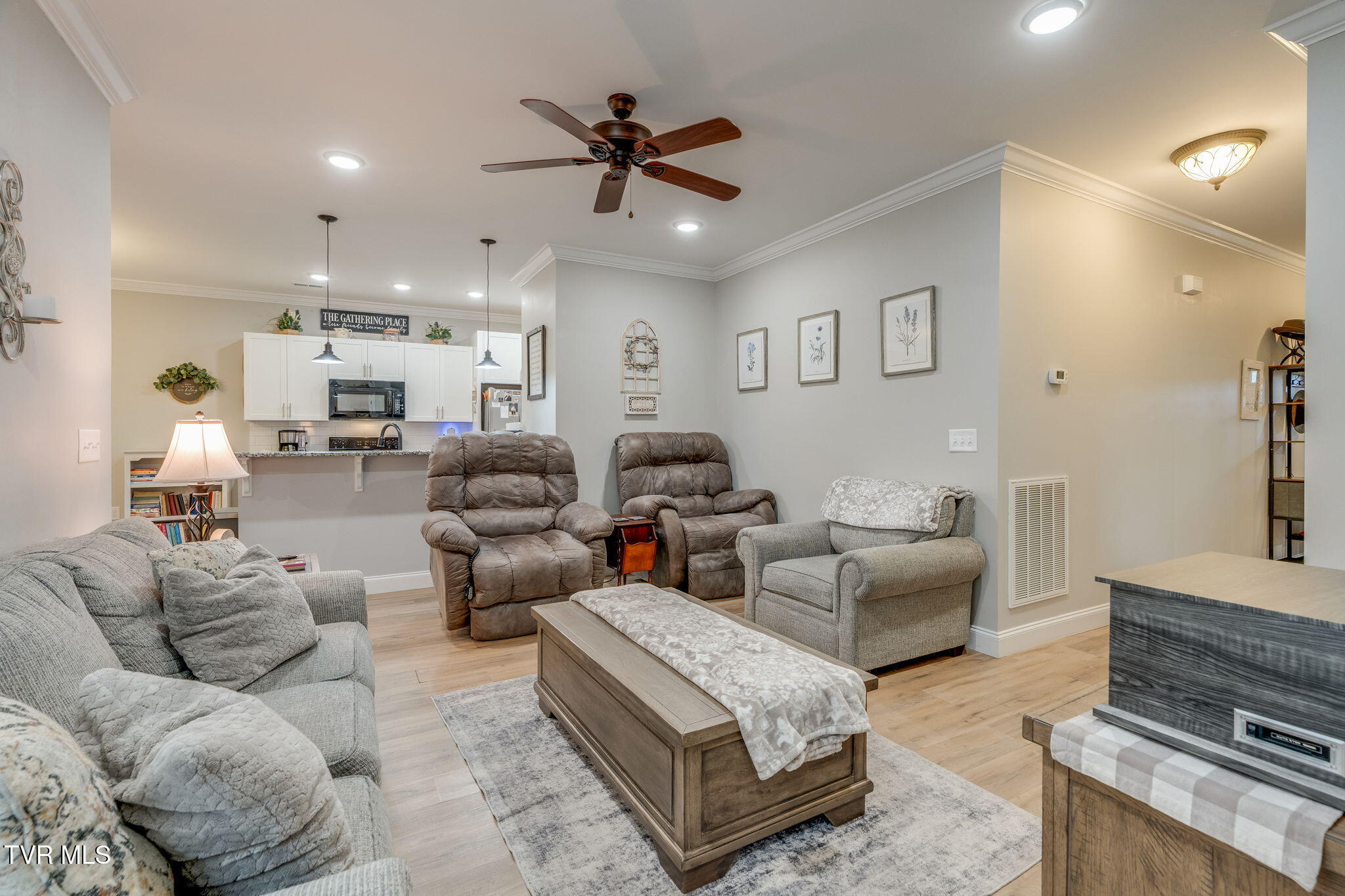 3826 Oakley Place