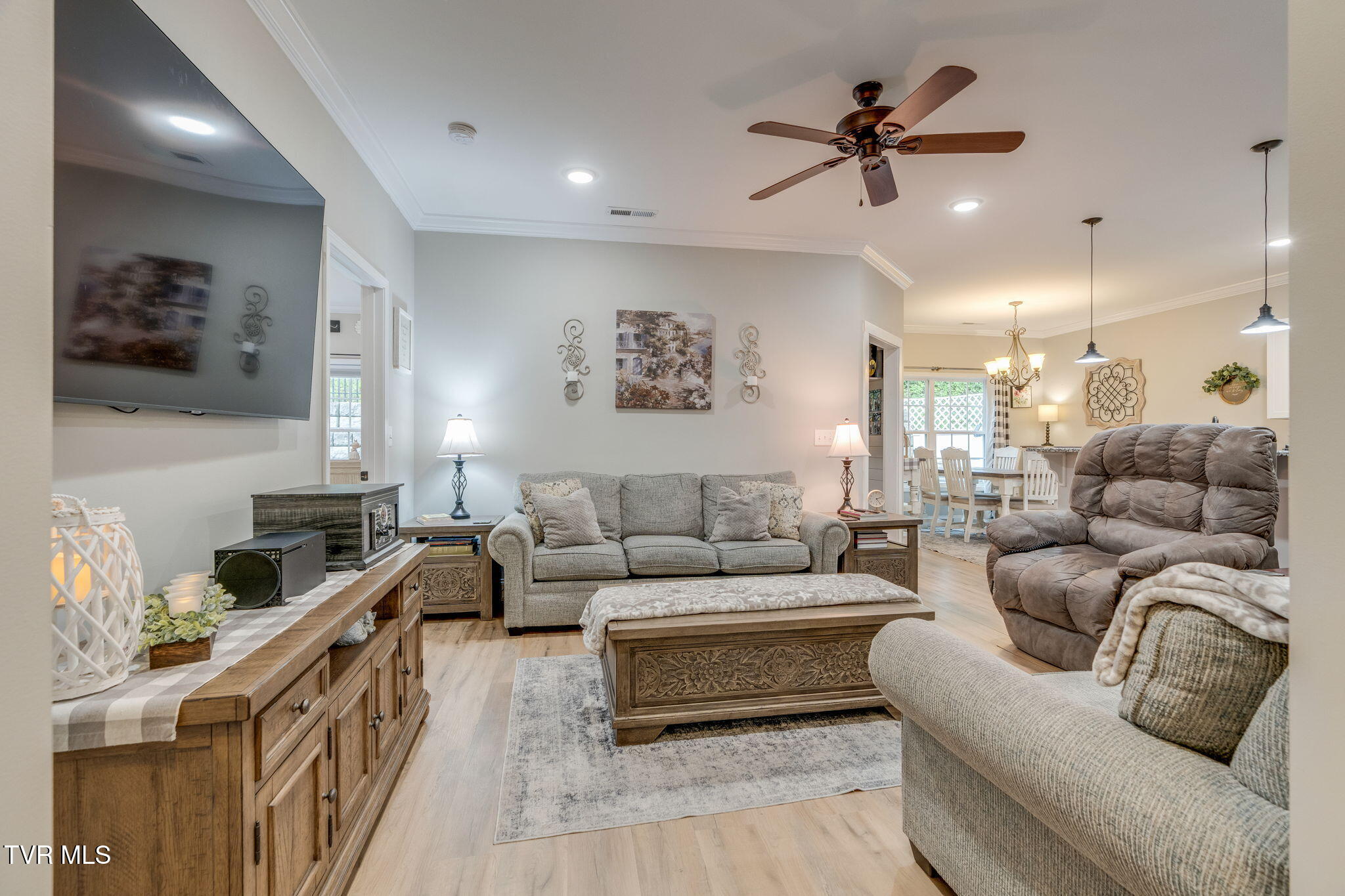 3826 Oakley Place