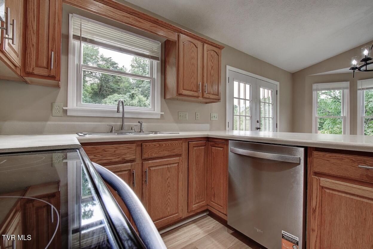 3636 Deland Drive
