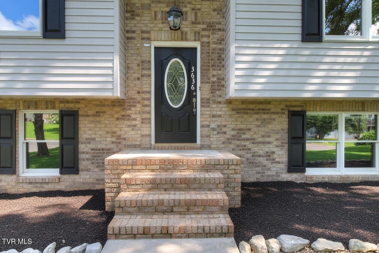 3636 Deland Drive