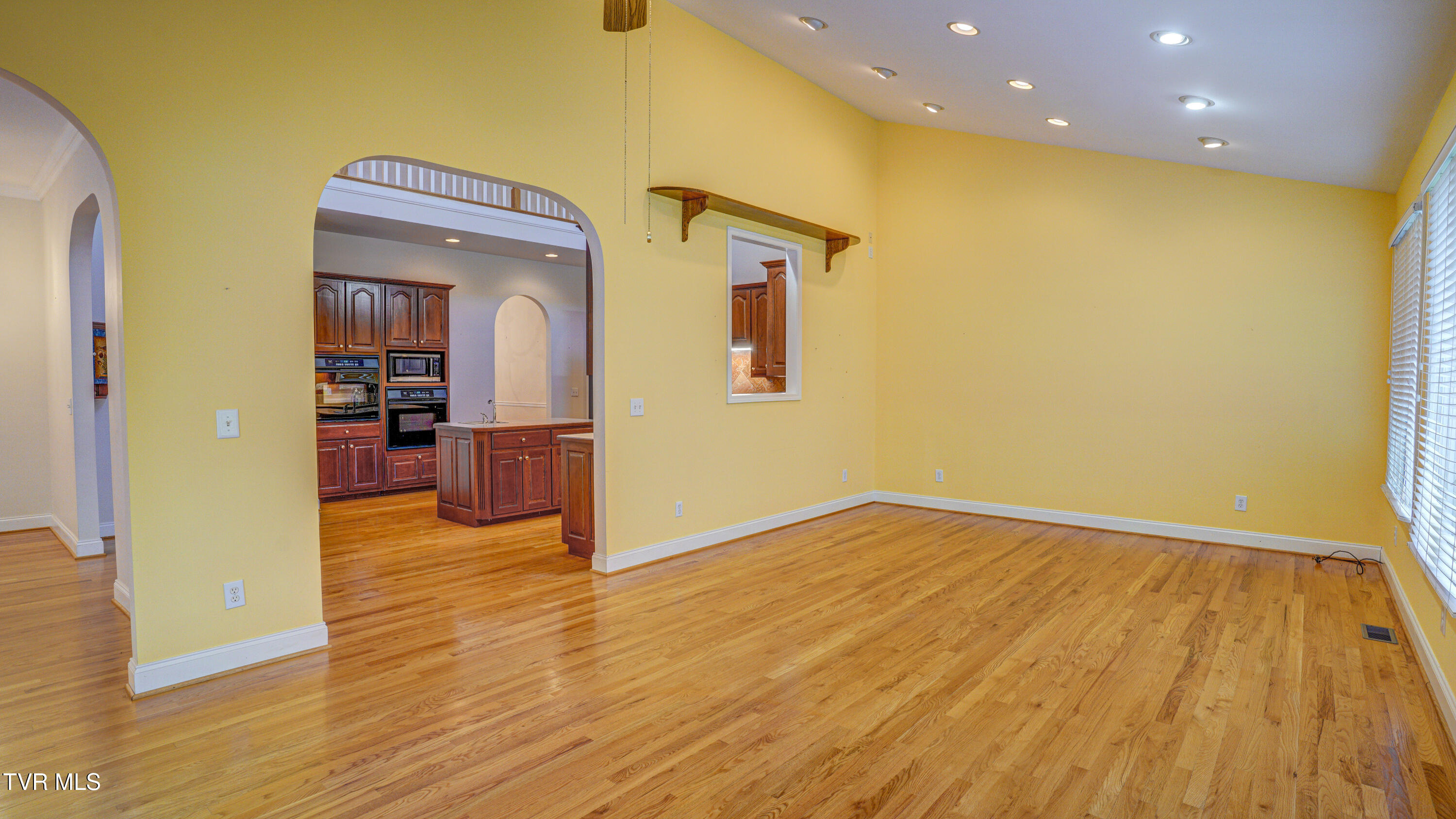 1212 Wahoo Valley Road