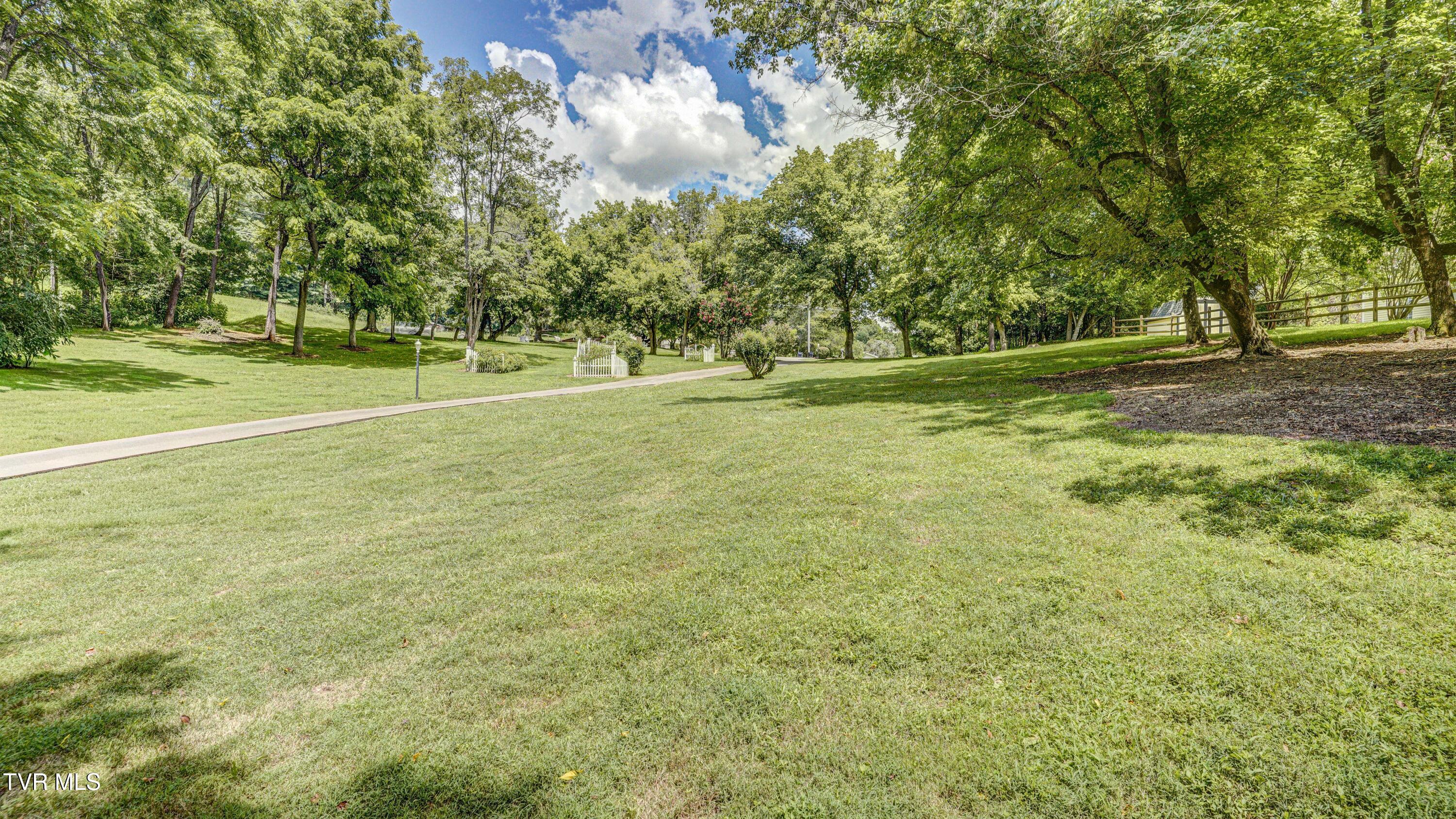 1212 Wahoo Valley Road