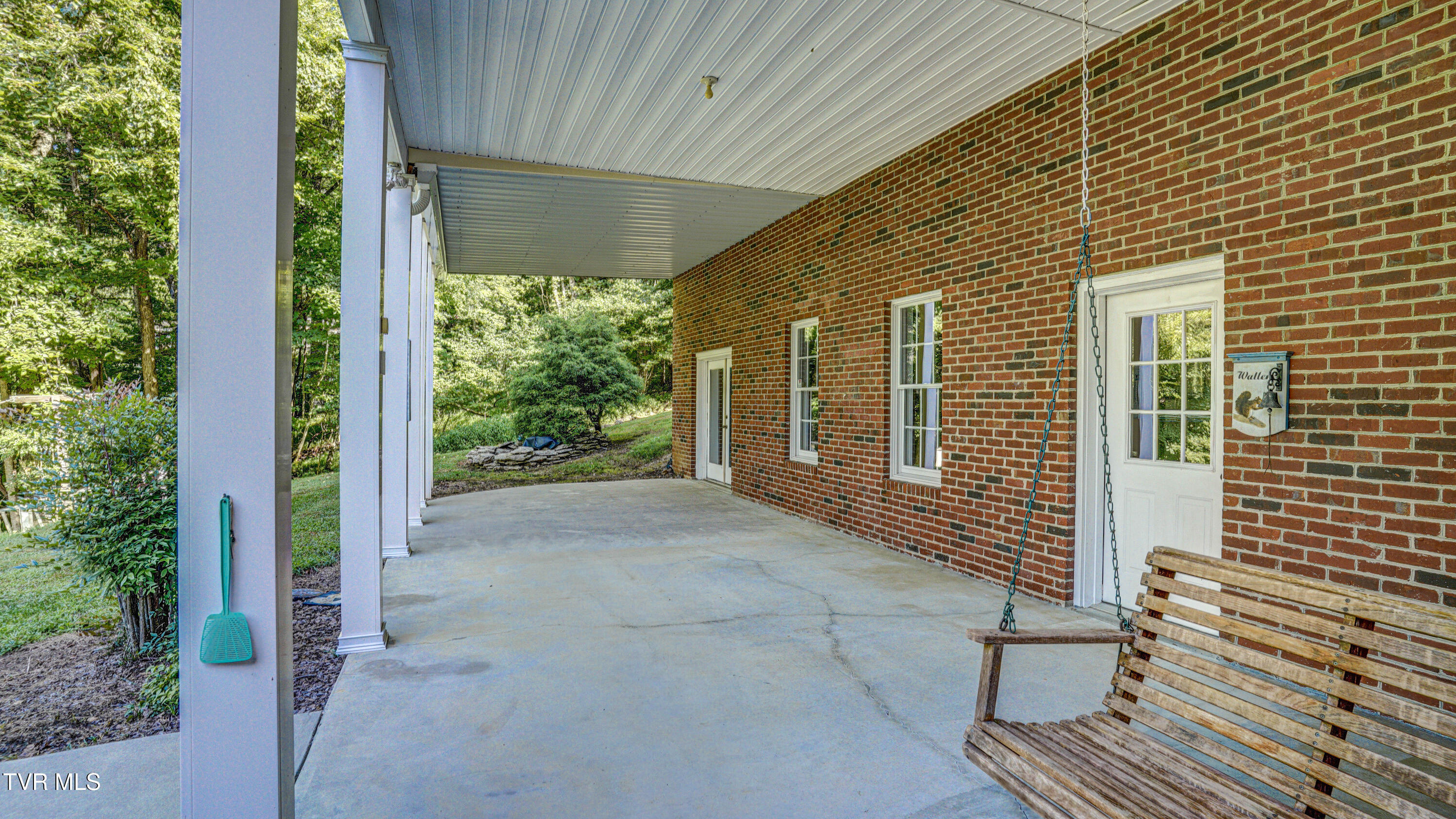 1212 Wahoo Valley Road