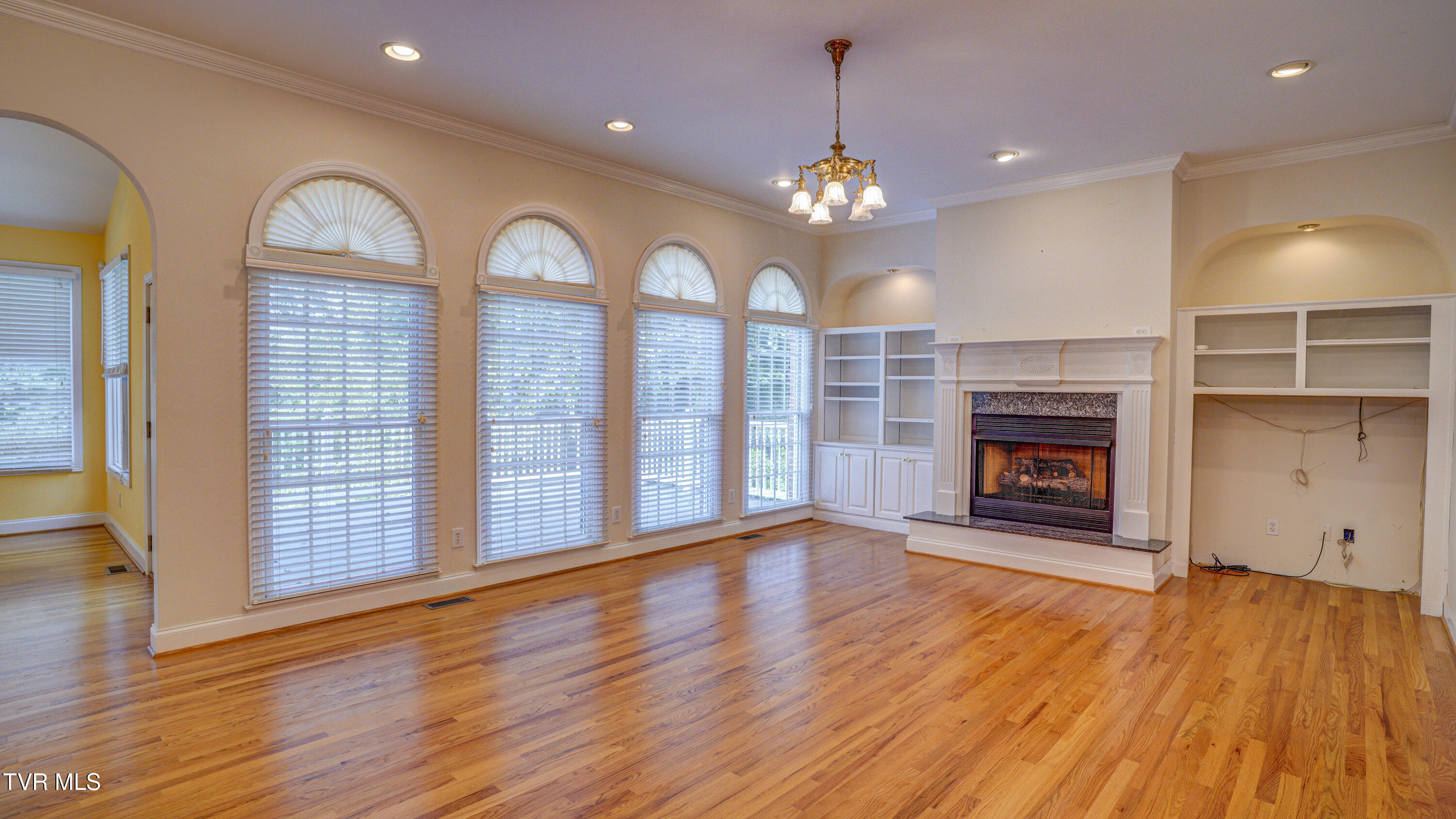 1212 Wahoo Valley Road