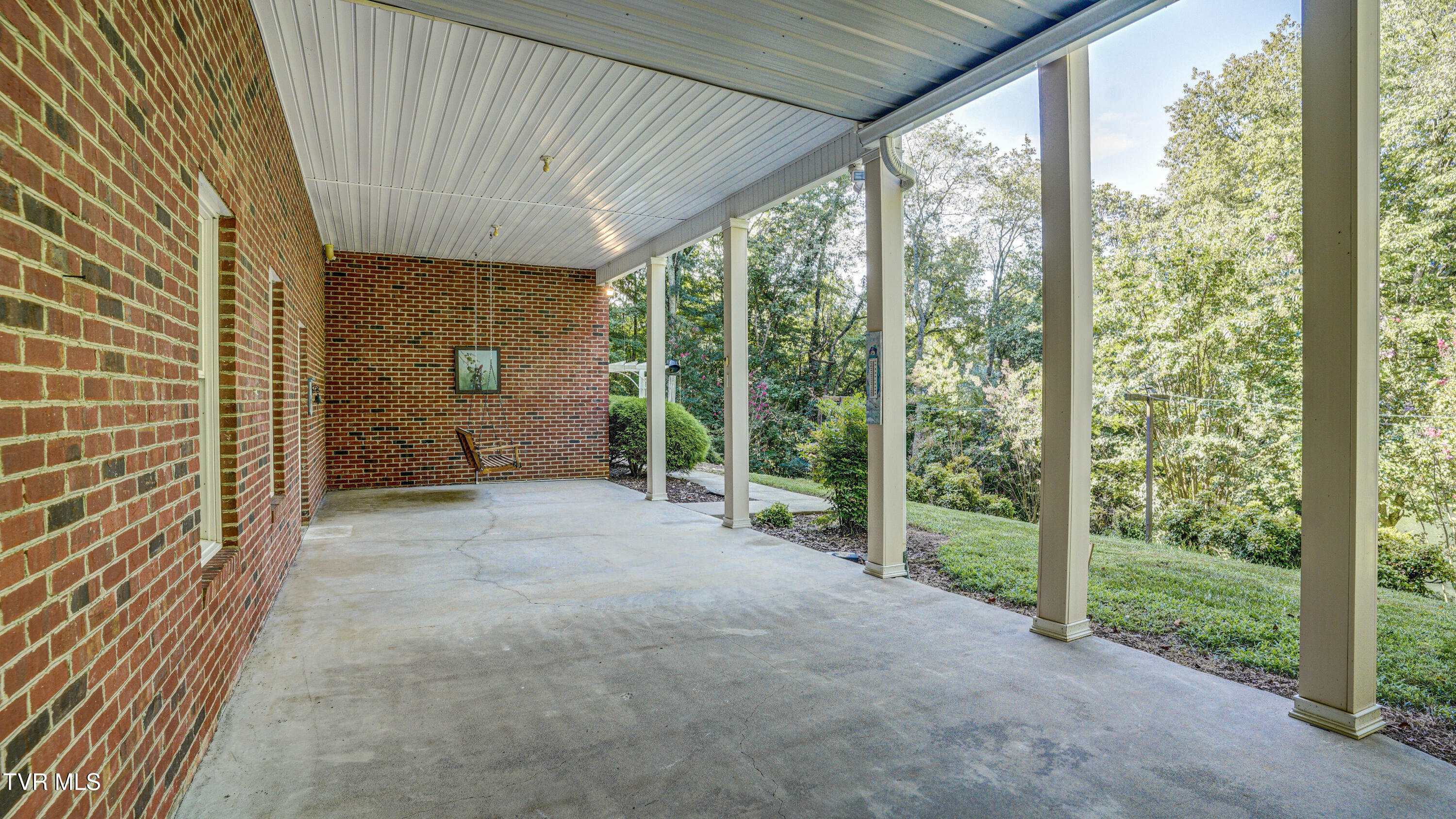 1212 Wahoo Valley Road