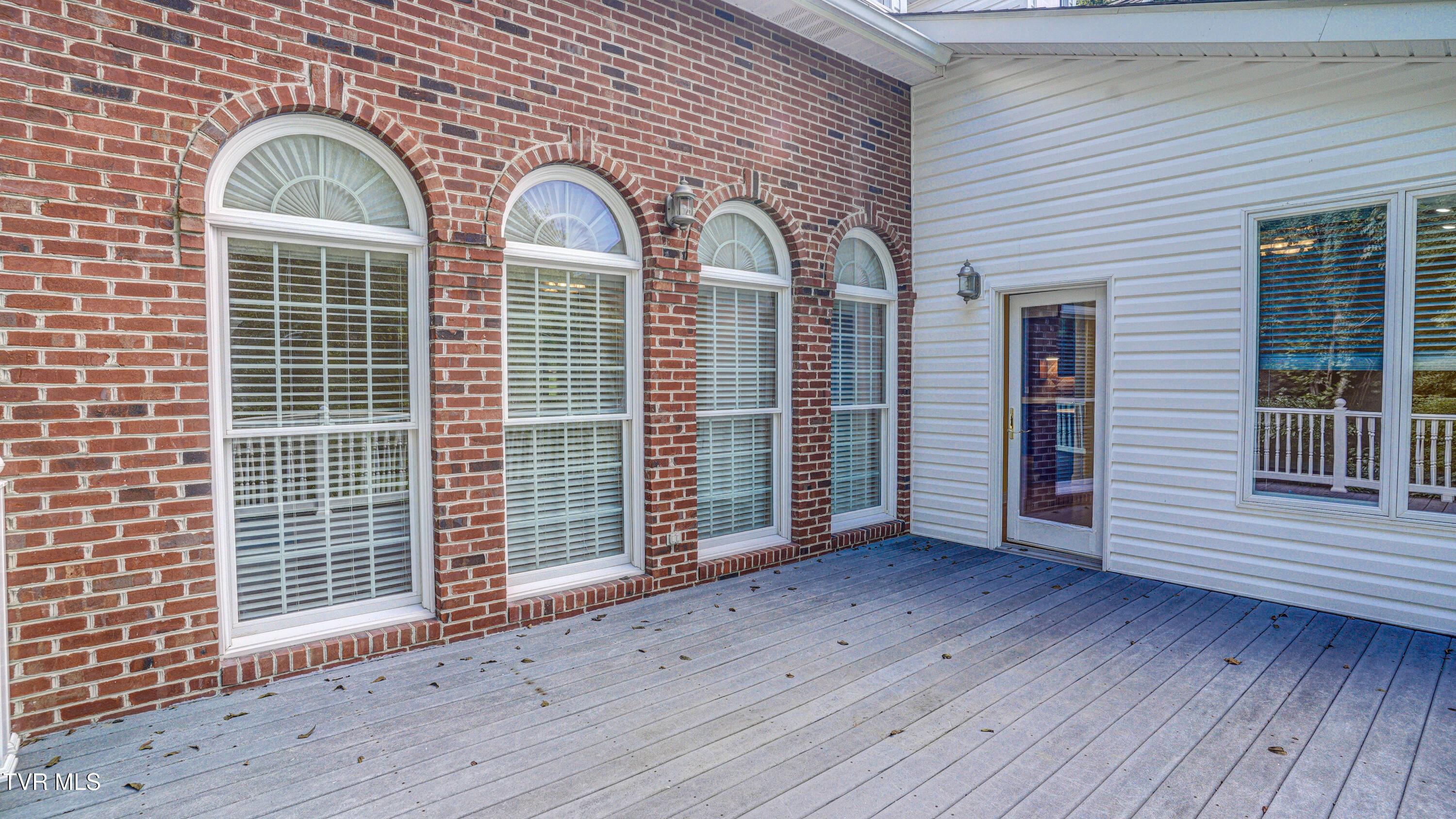 1212 Wahoo Valley Road
