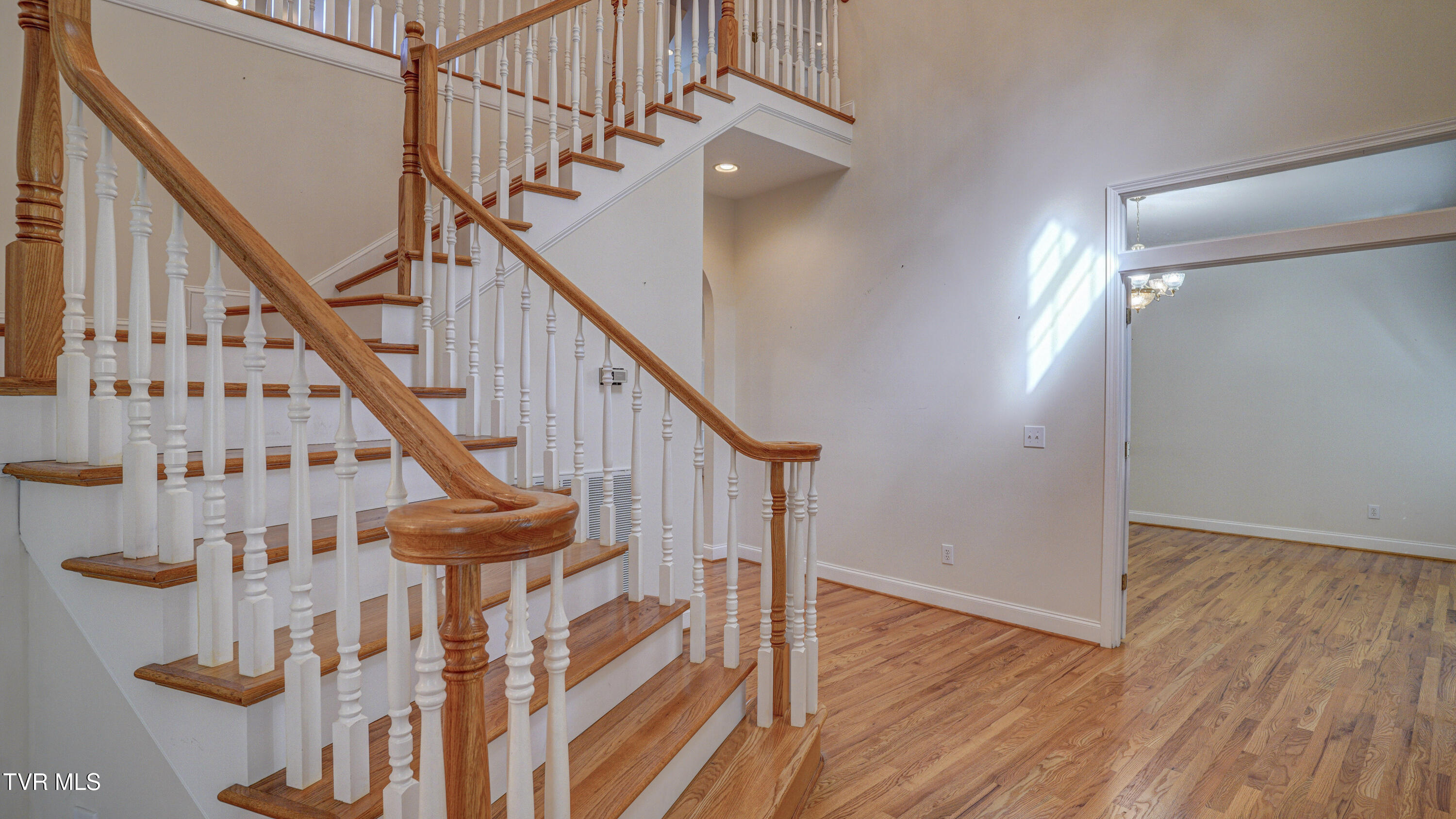1212 Wahoo Valley Road
