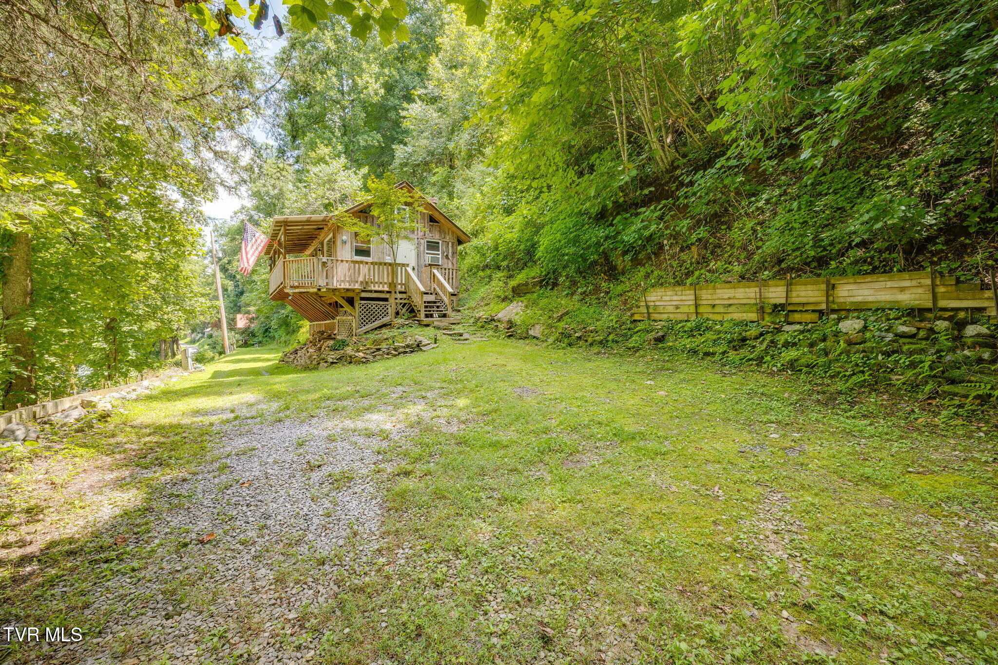 2453 Waters Edge Road
