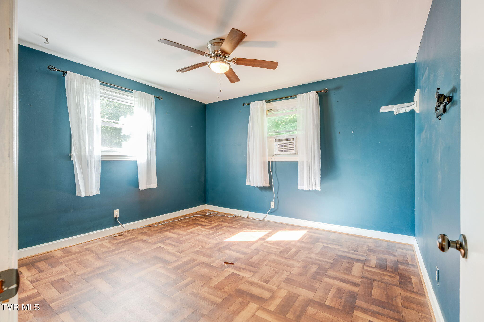 325 Ridgewood Drive