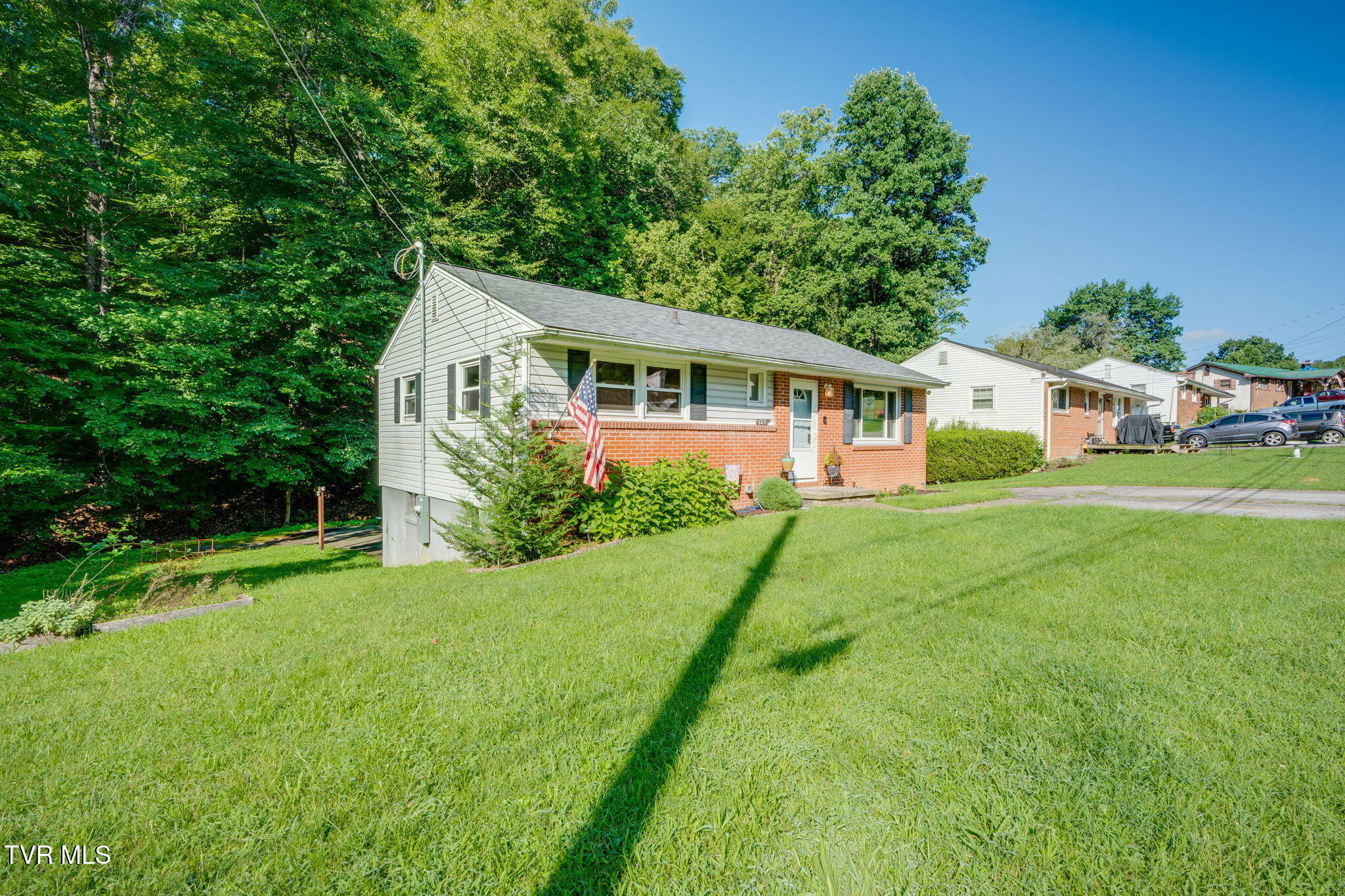 325 Ridgewood Drive