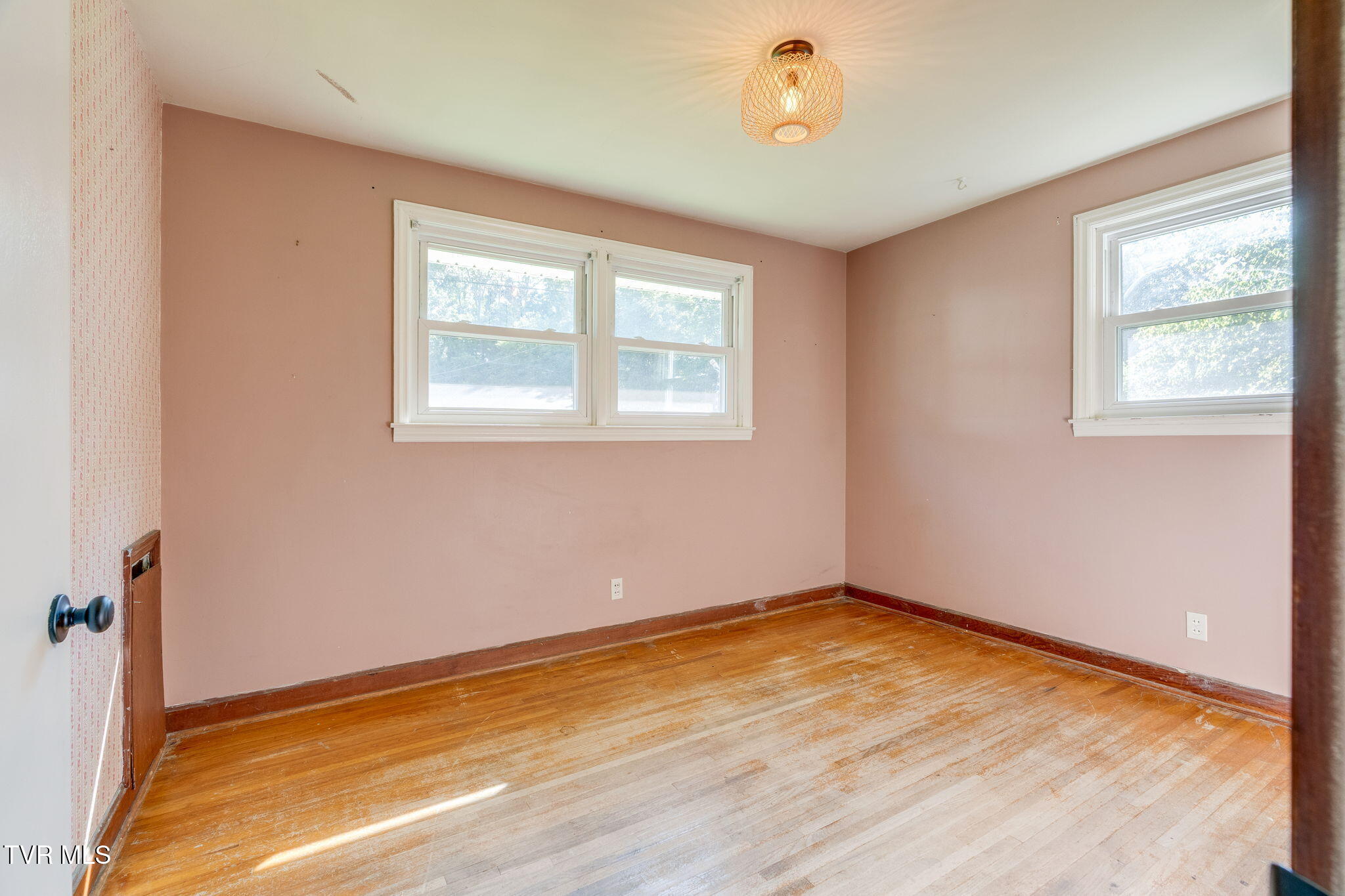 325 Ridgewood Drive
