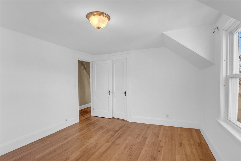 55 Villa St