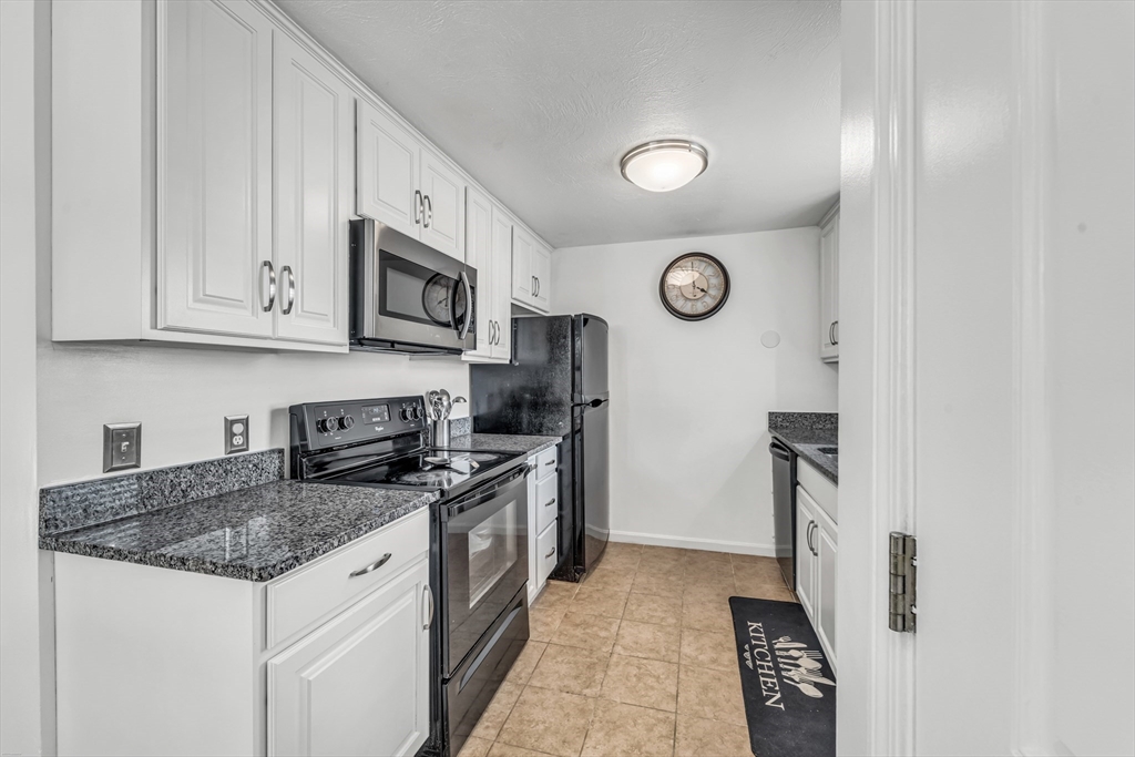 163 Bayberry Hill Ln # 163