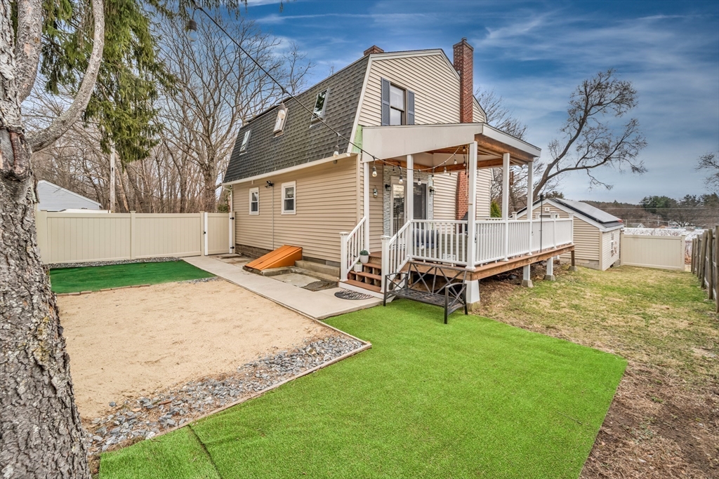 96 Lawton Ave