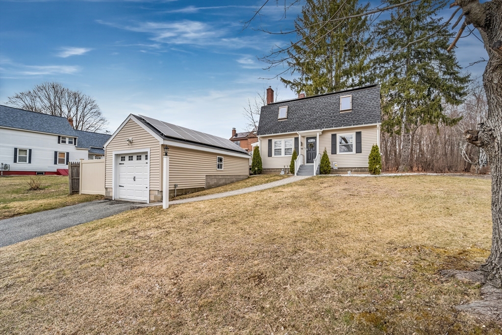 96 Lawton Ave