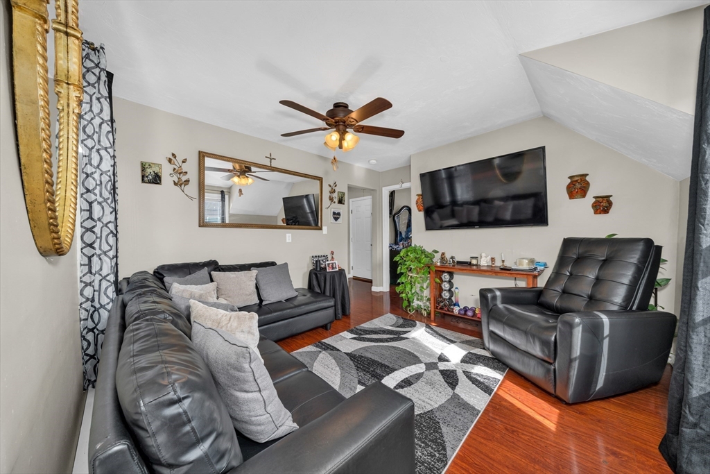 107 Apsley St