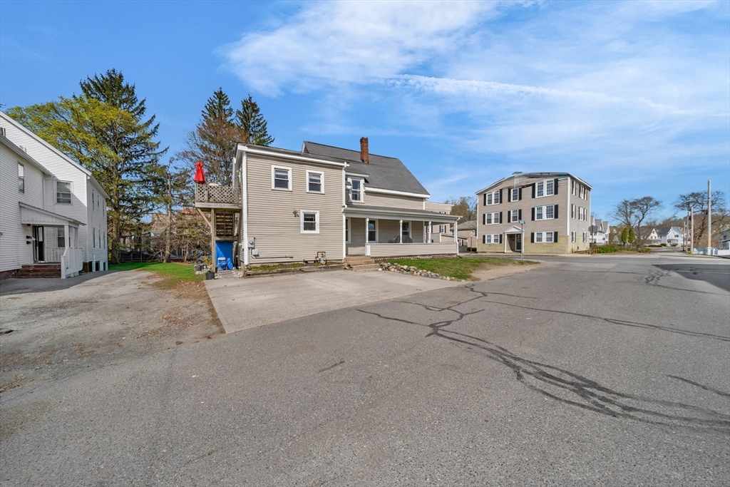 107 Apsley St