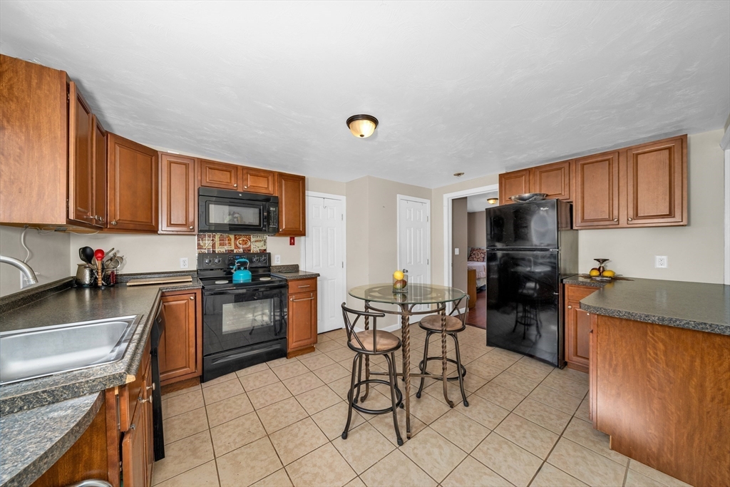 107 Apsley St
