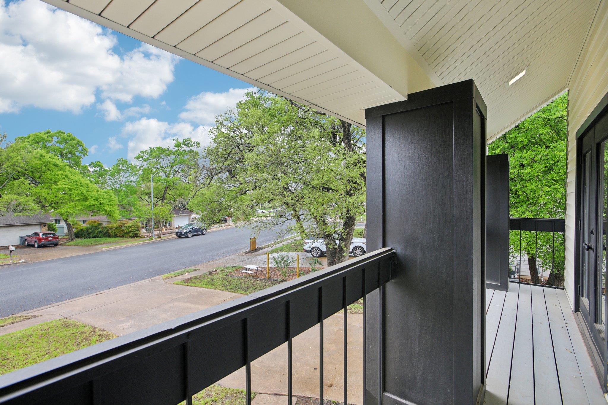 2104 Malvern Hill DR