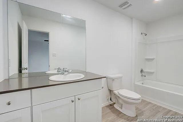 10707 Margarita LOOP