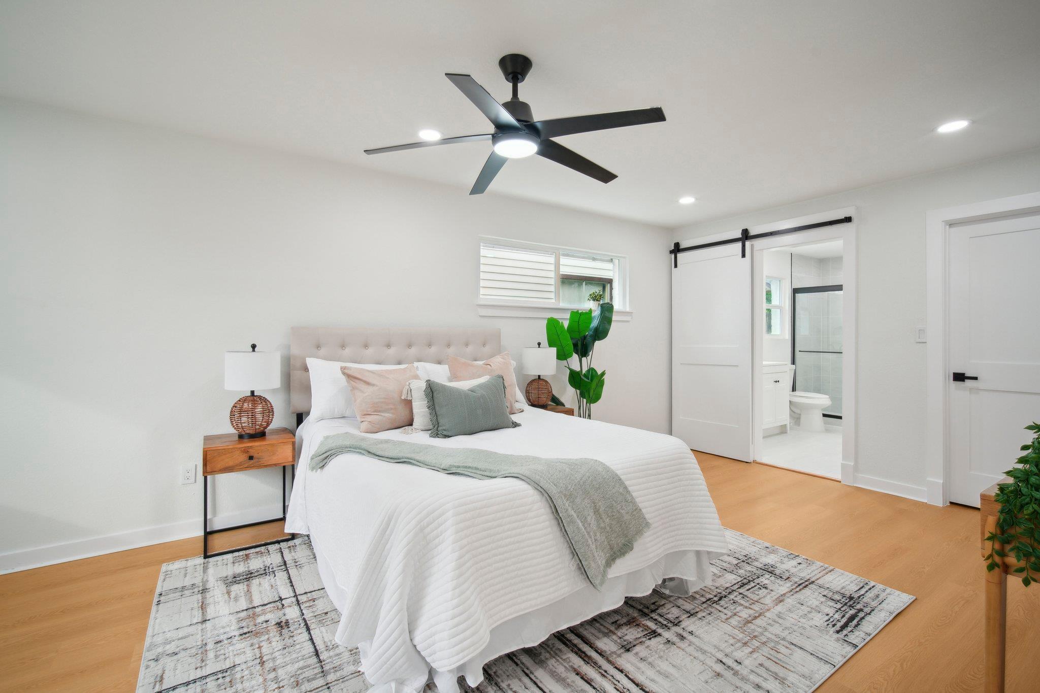 10219 W Rutland VLG