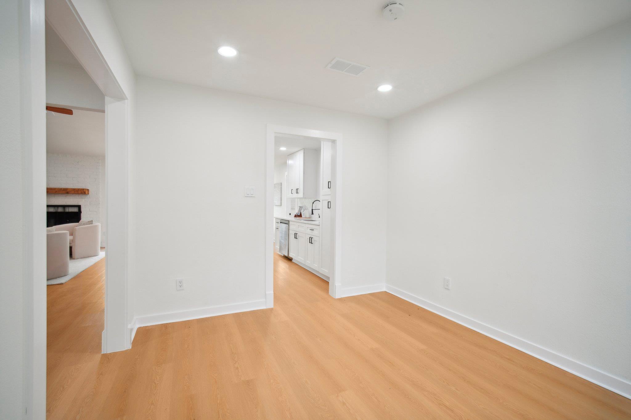 10219 W Rutland VLG