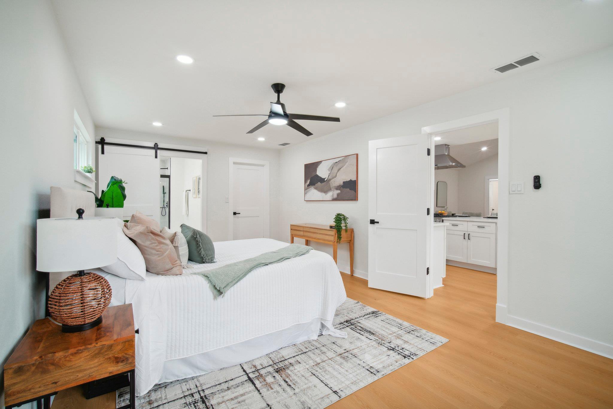 10219 W Rutland VLG