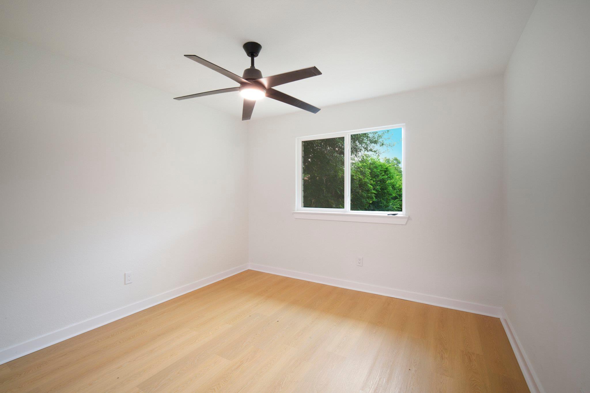 10219 W Rutland VLG