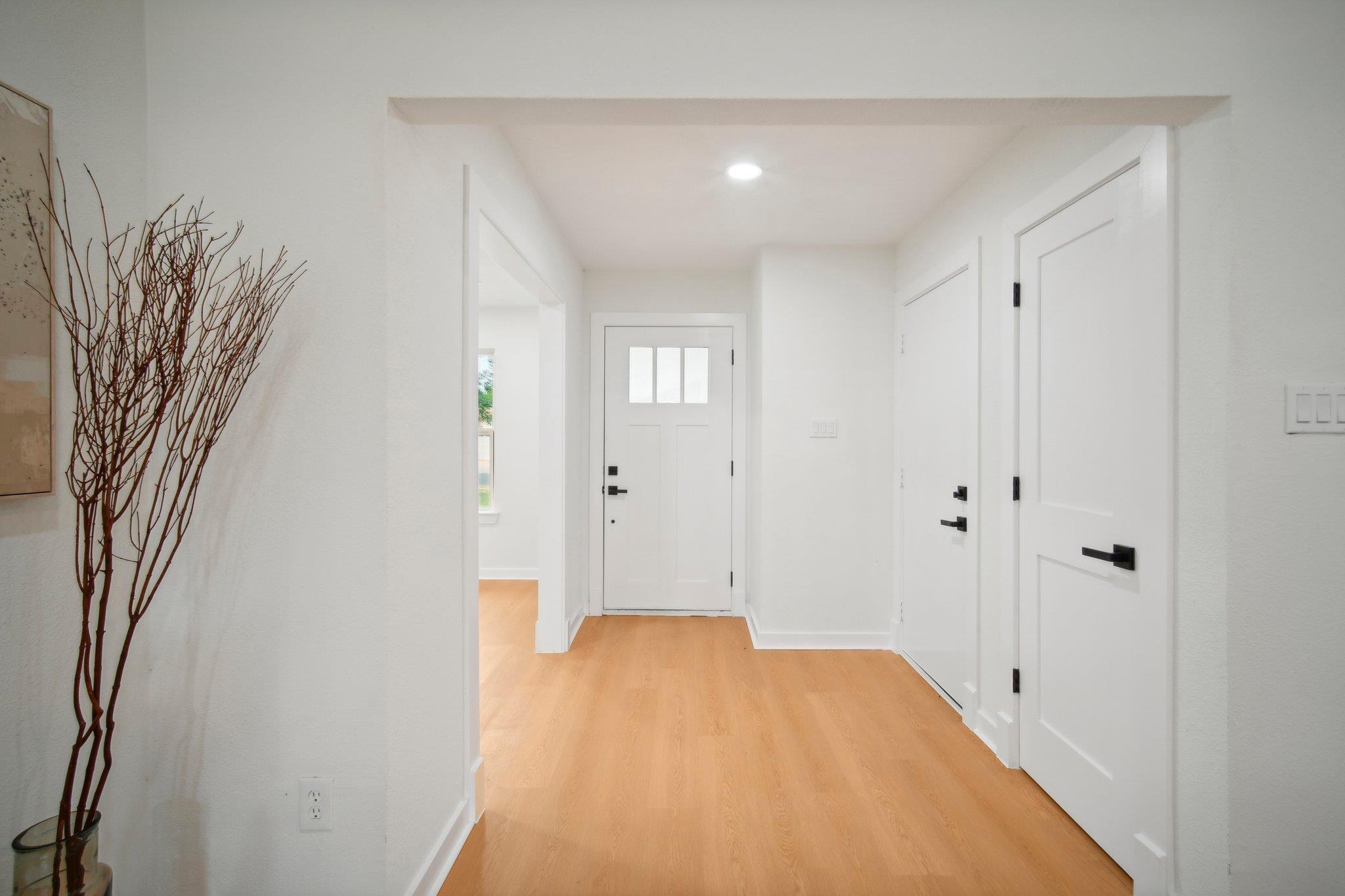 10219 W Rutland VLG