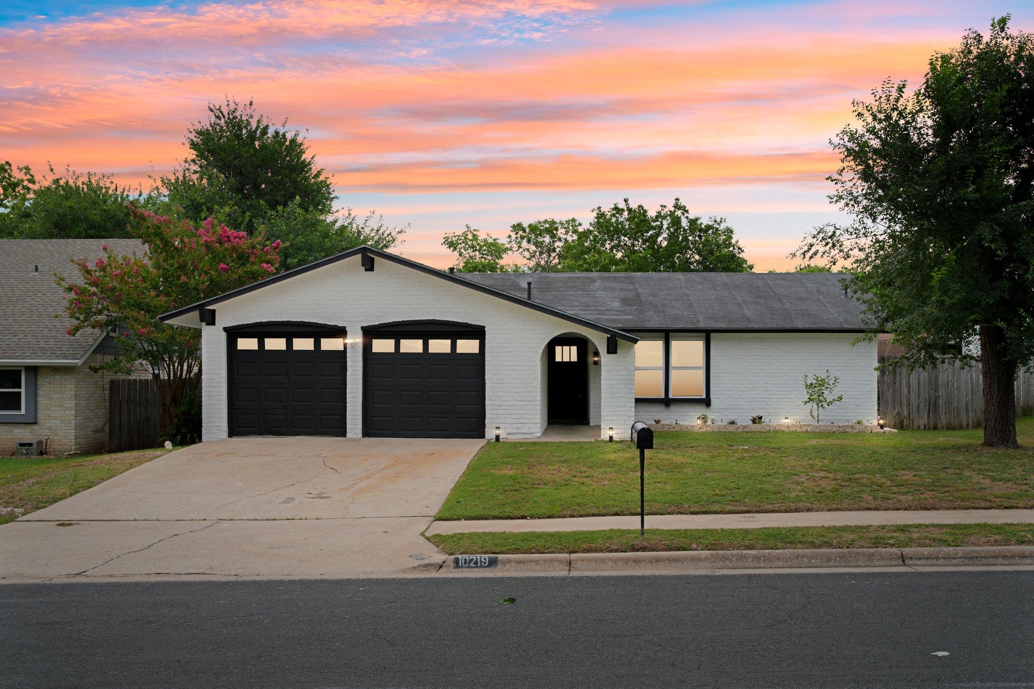 10219 W Rutland VLG
