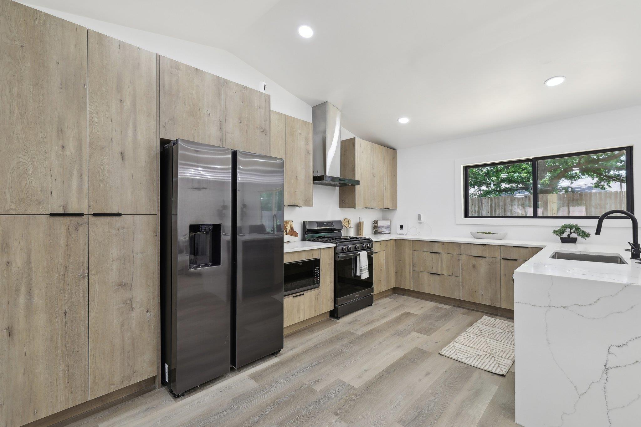 2615 Baxter DR