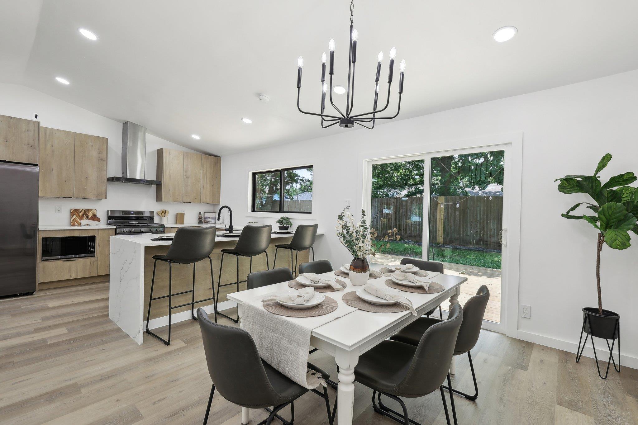 2615 Baxter DR