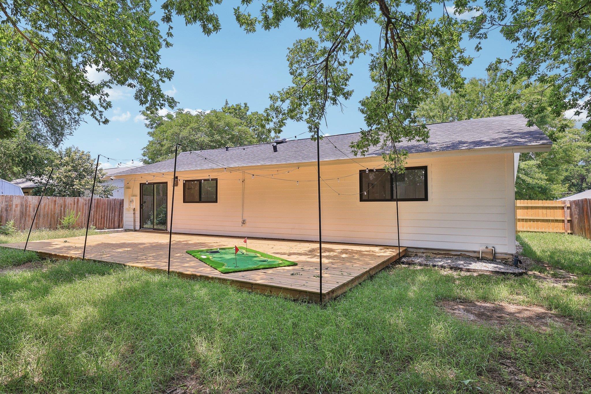 2615 Baxter DR