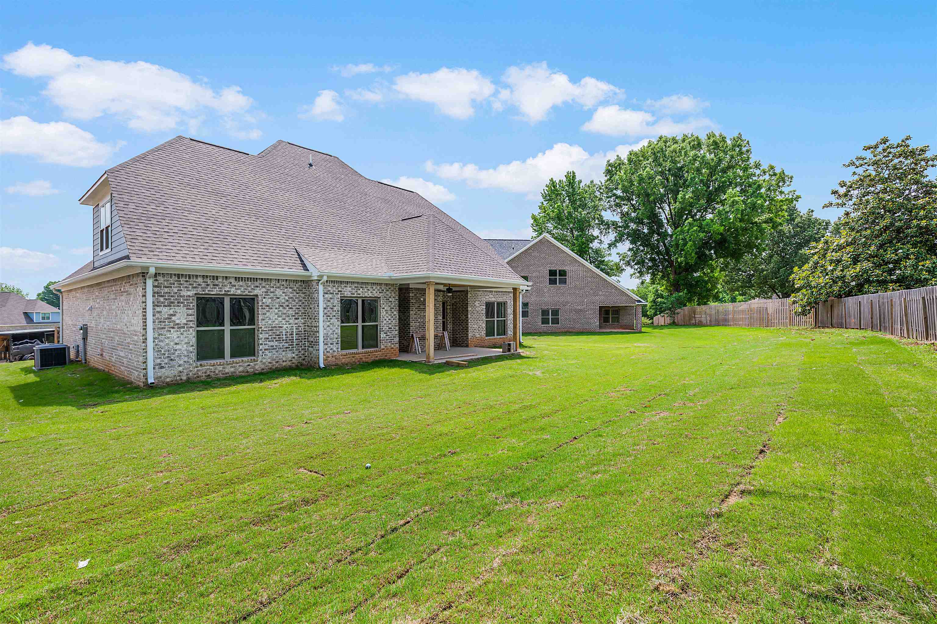 2811 PRITCHARDS LN