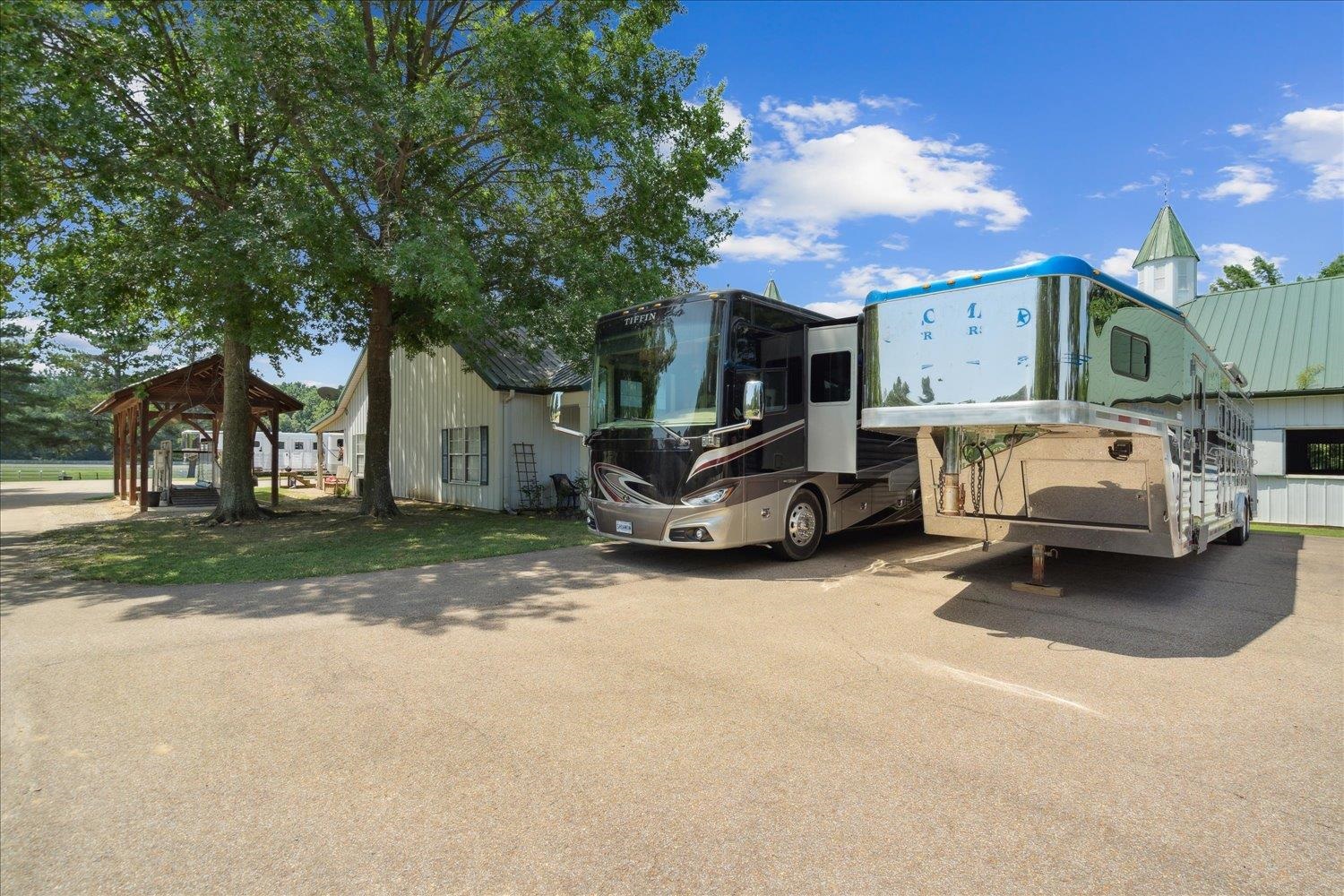 450 N REID-HOOKER RD