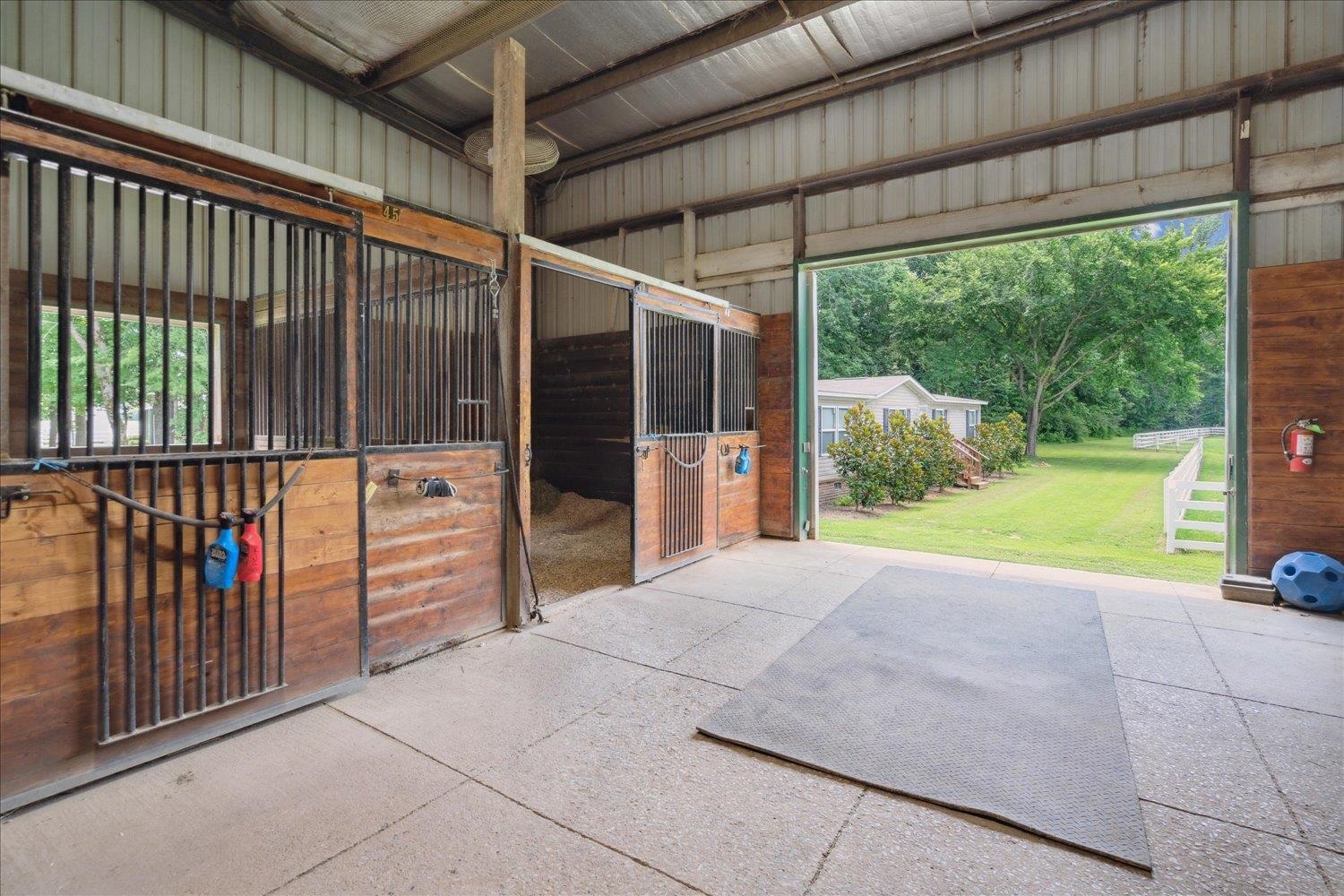 450 N REID-HOOKER RD