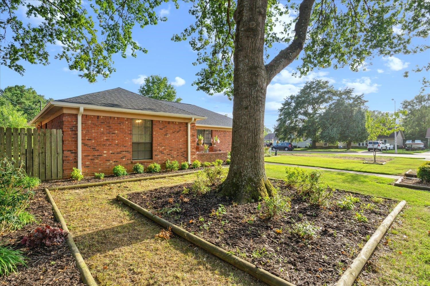 4419 LOGAN'S PATH RD